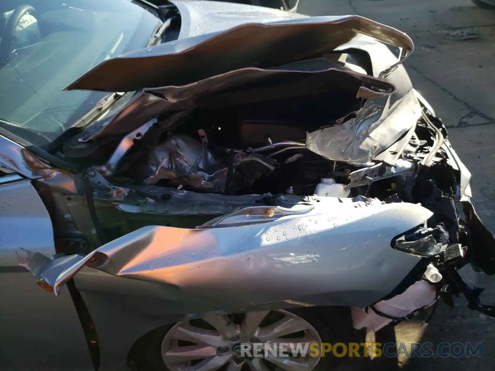 9 Photograph of a damaged car 4T1B11HK6KU702235 TOYOTA CAMRY 2019