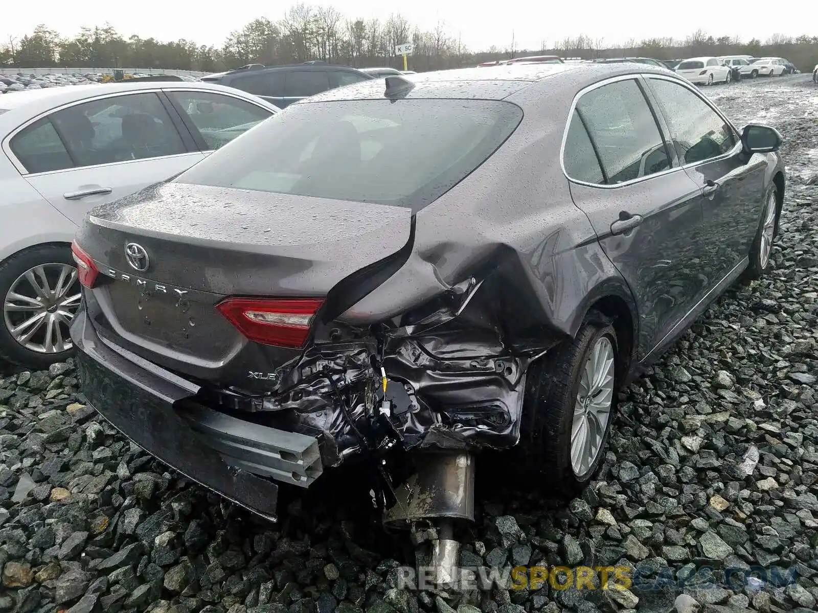 4 Photograph of a damaged car 4T1B11HK6KU703921 TOYOTA CAMRY 2019