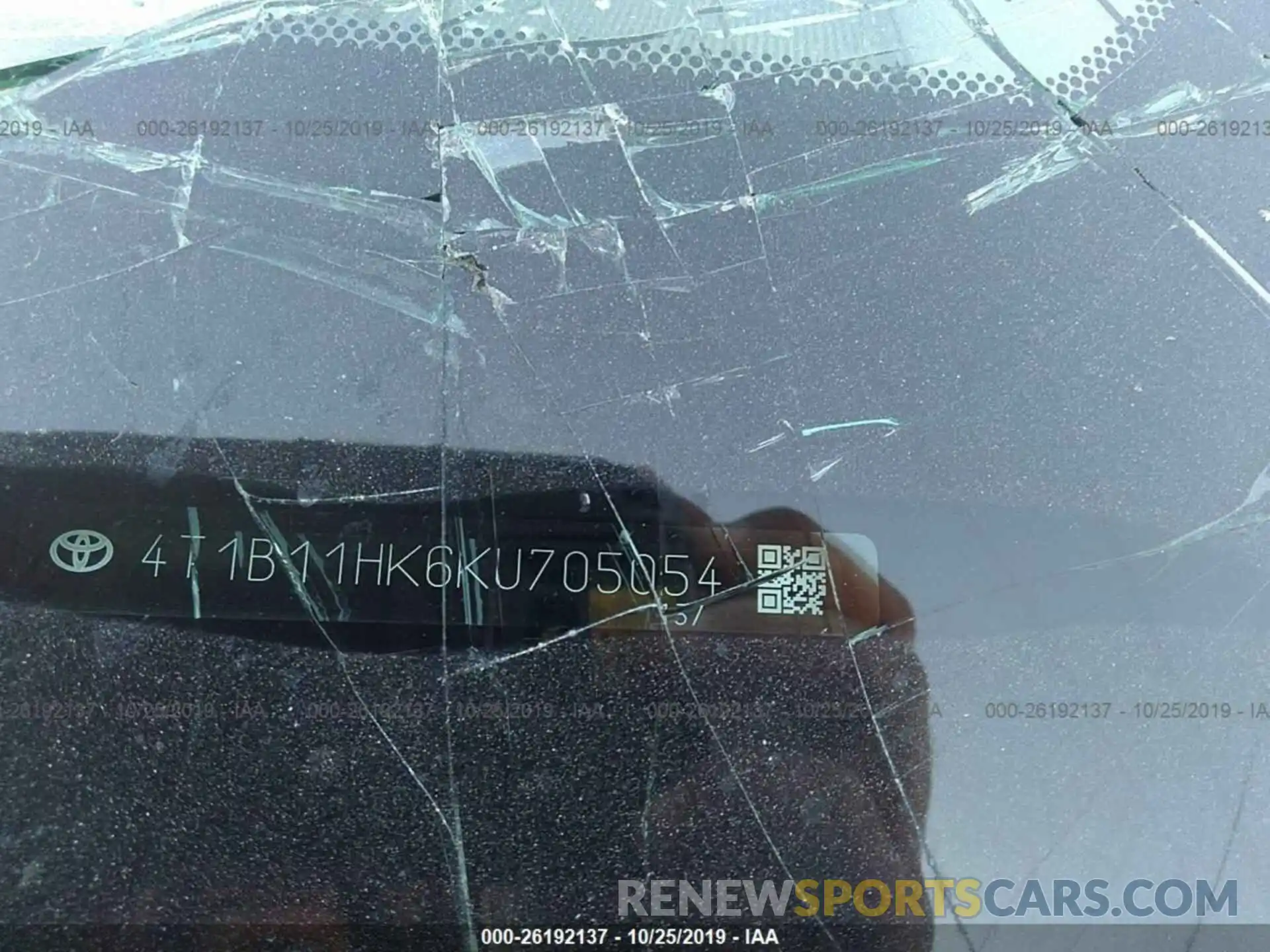 9 Photograph of a damaged car 4T1B11HK6KU705054 TOYOTA CAMRY 2019