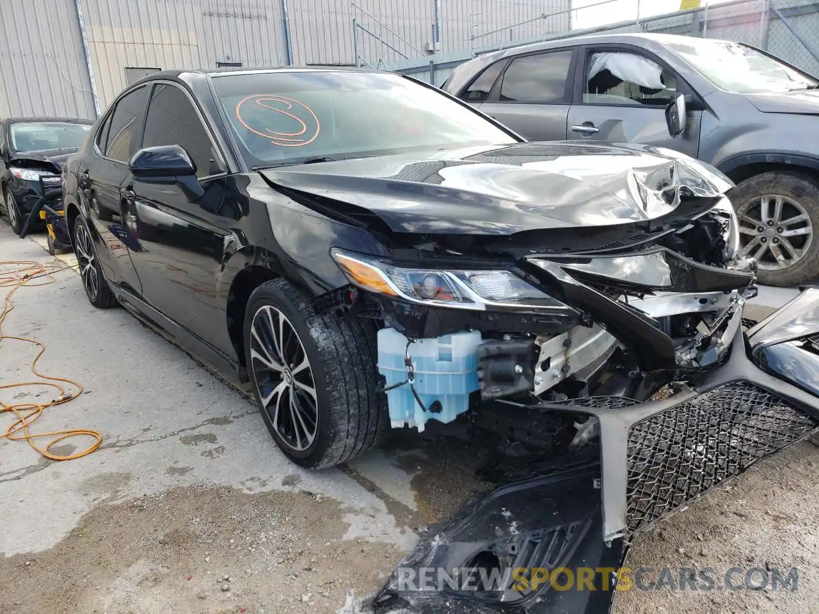 1 Photograph of a damaged car 4T1B11HK6KU705622 TOYOTA CAMRY 2019