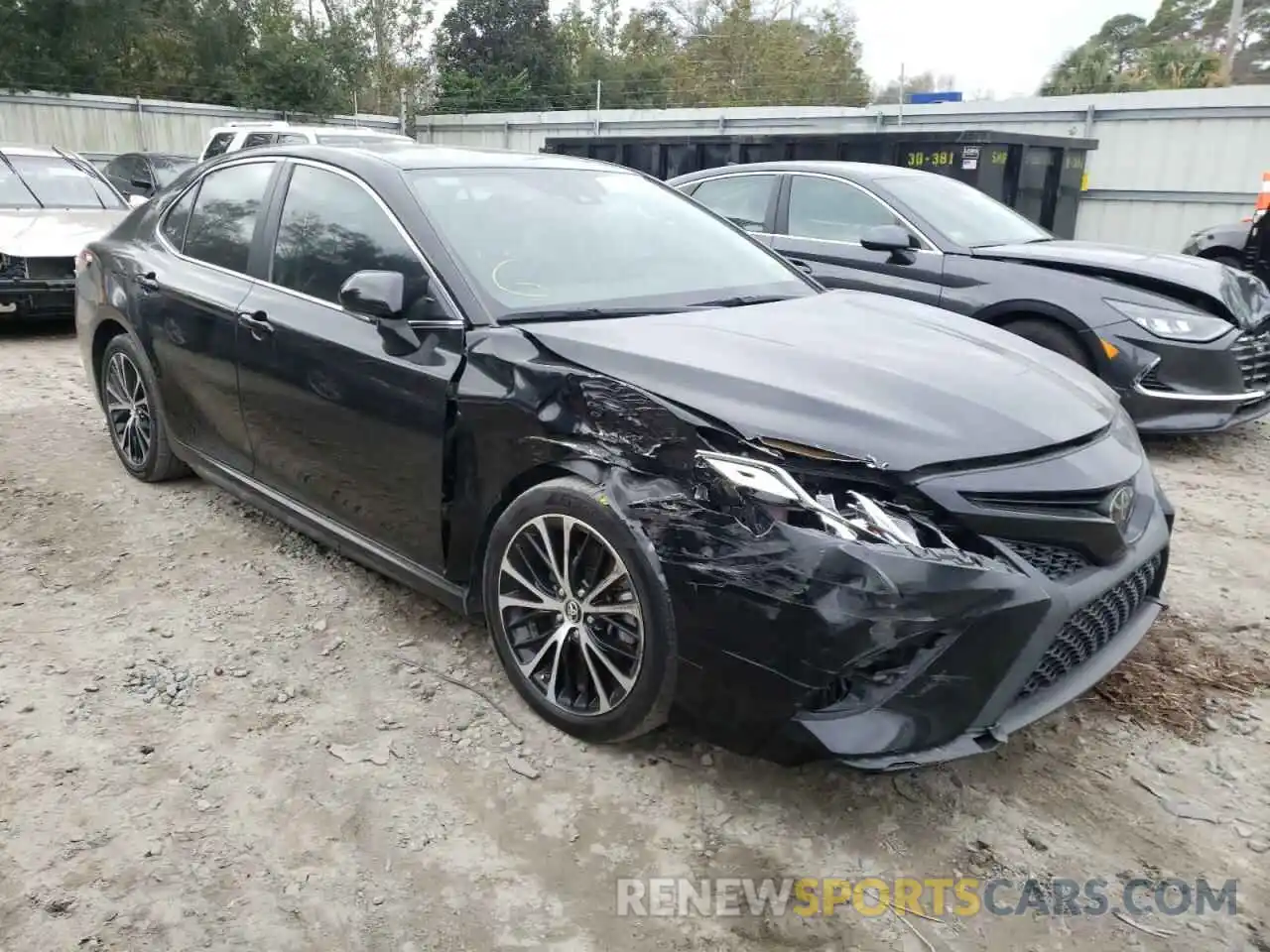 1 Photograph of a damaged car 4T1B11HK6KU708648 TOYOTA CAMRY 2019