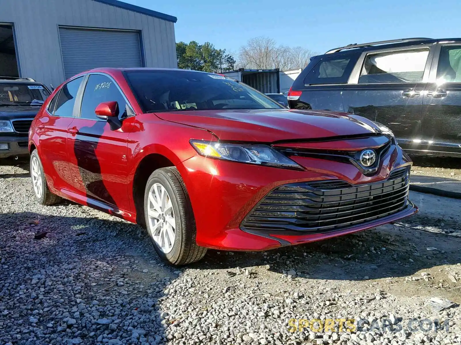 1 Photograph of a damaged car 4T1B11HK6KU710609 TOYOTA CAMRY 2019