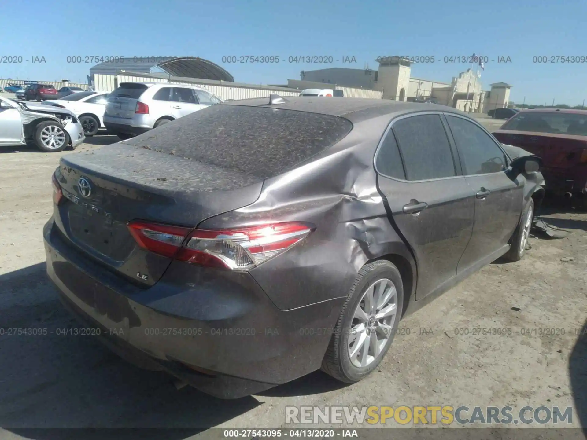 4 Photograph of a damaged car 4T1B11HK6KU713784 TOYOTA CAMRY 2019