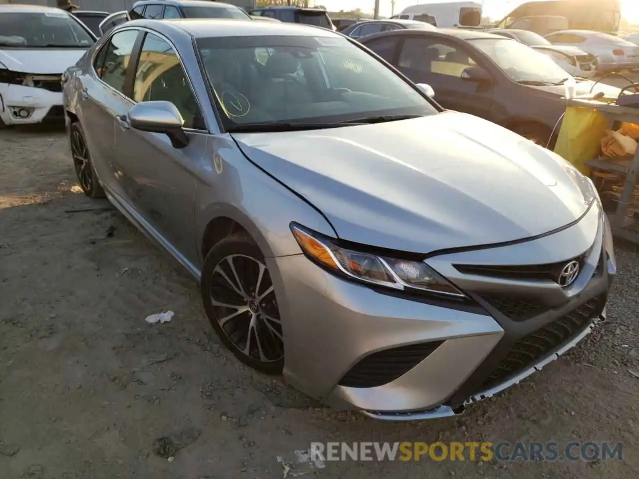 1 Photograph of a damaged car 4T1B11HK6KU716085 TOYOTA CAMRY 2019