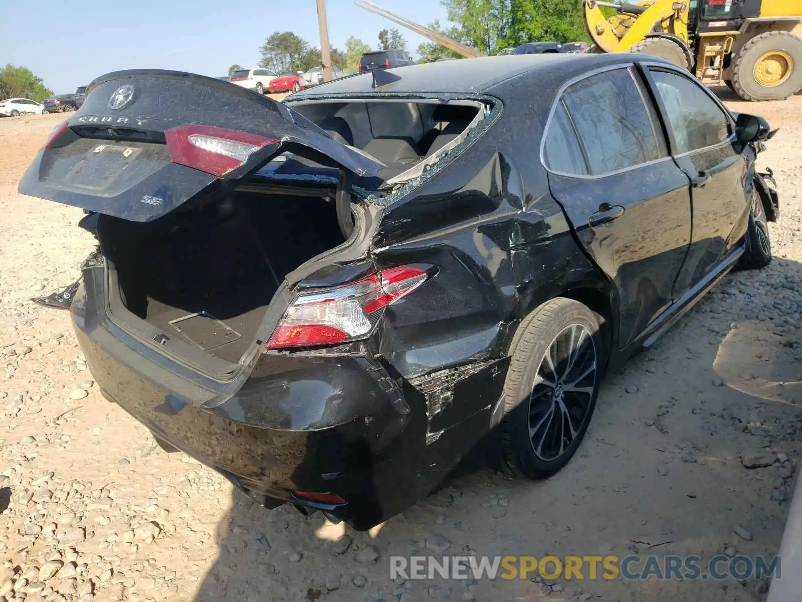 4 Photograph of a damaged car 4T1B11HK6KU717866 TOYOTA CAMRY 2019