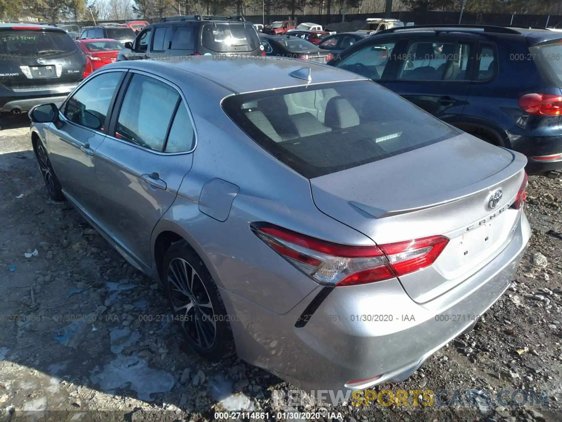 3 Фотография поврежденного автомобиля 4T1B11HK6KU719214 TOYOTA CAMRY 2019