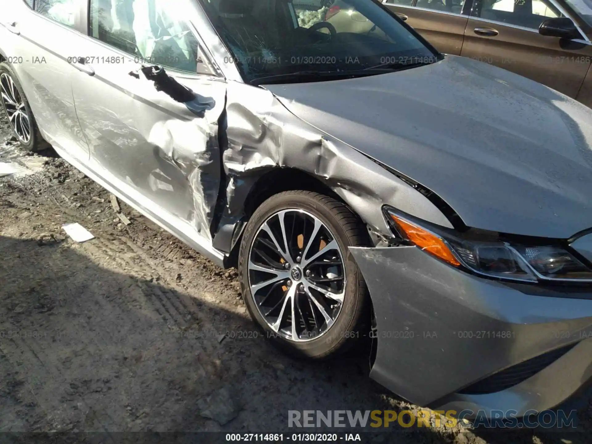 6 Photograph of a damaged car 4T1B11HK6KU719214 TOYOTA CAMRY 2019