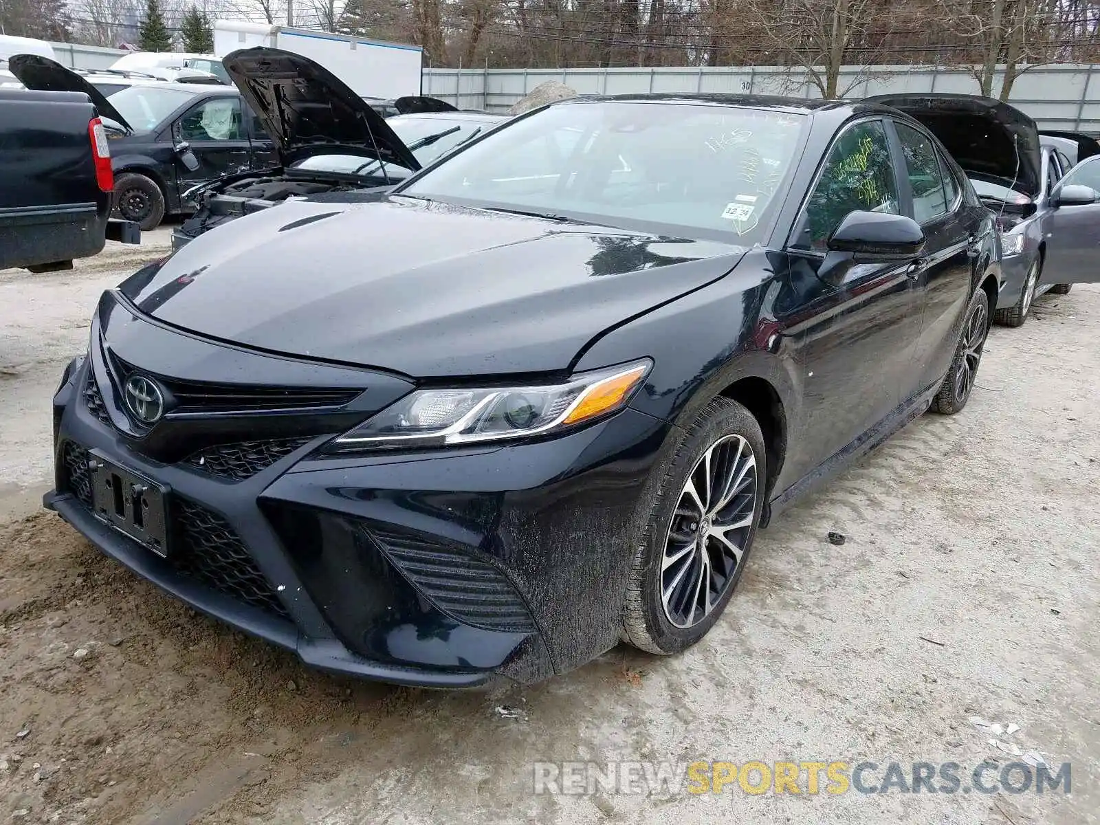 2 Photograph of a damaged car 4T1B11HK6KU719441 TOYOTA CAMRY 2019