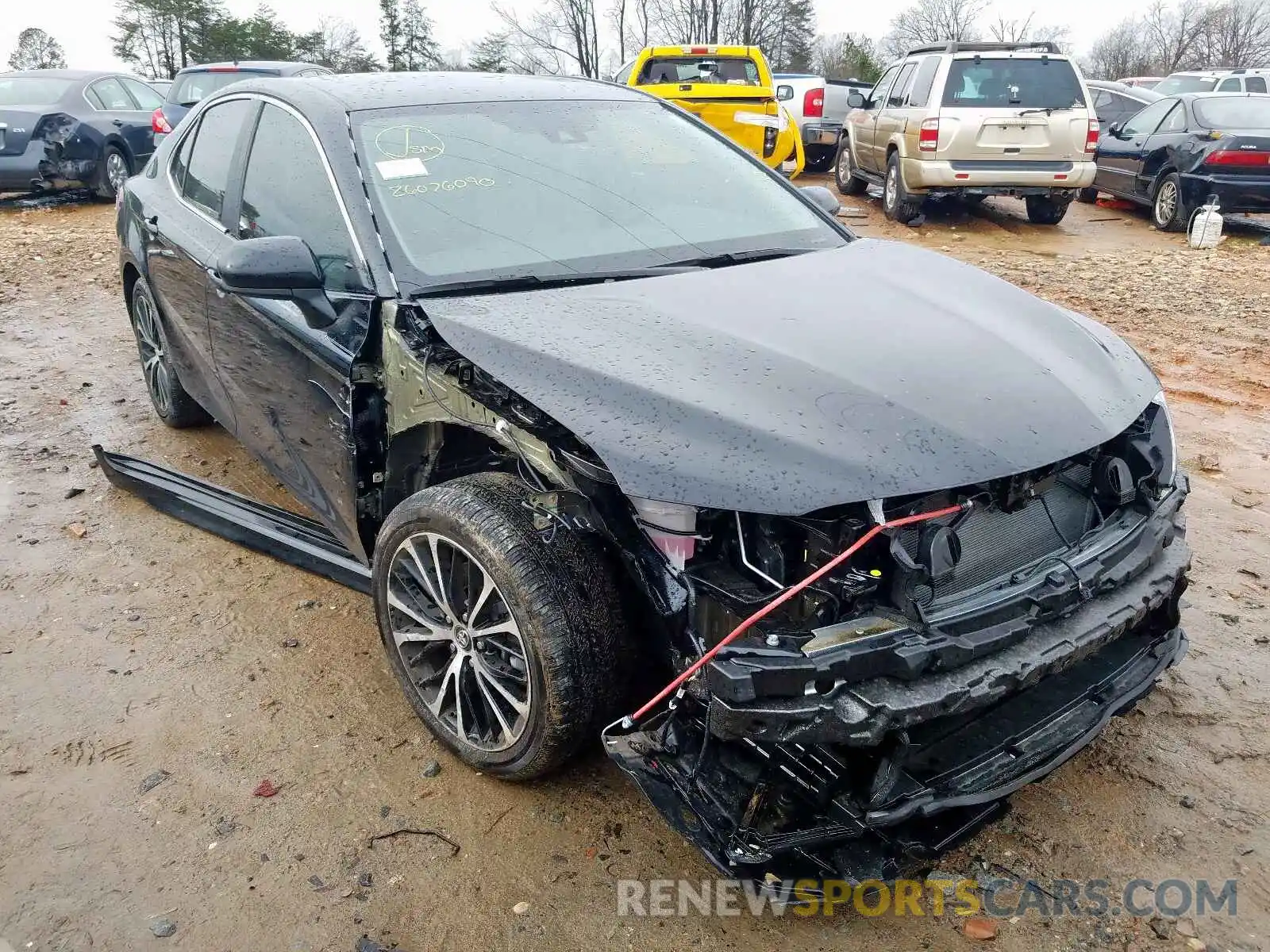 1 Photograph of a damaged car 4T1B11HK6KU720153 TOYOTA CAMRY 2019