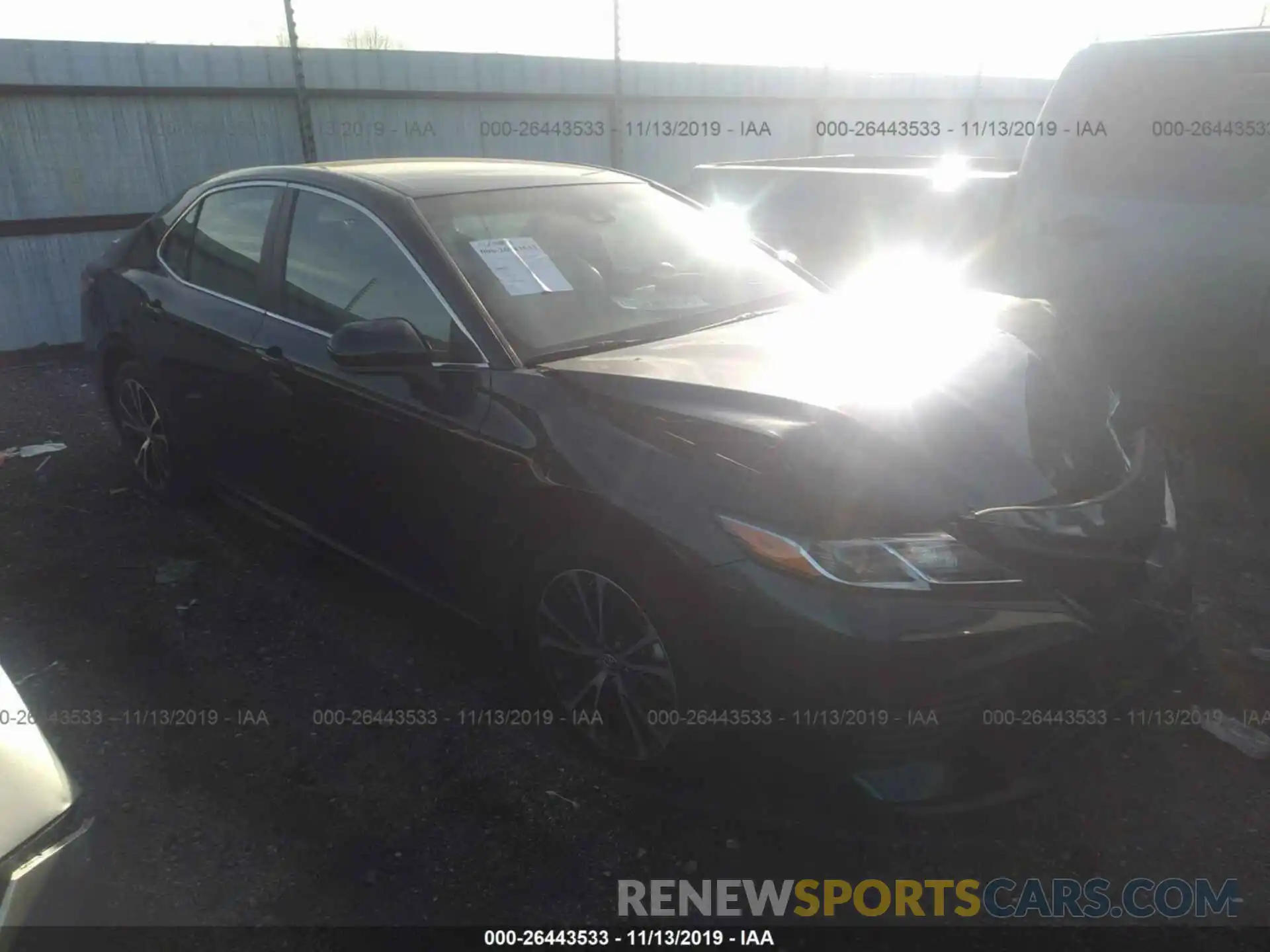 1 Photograph of a damaged car 4T1B11HK6KU723280 TOYOTA CAMRY 2019