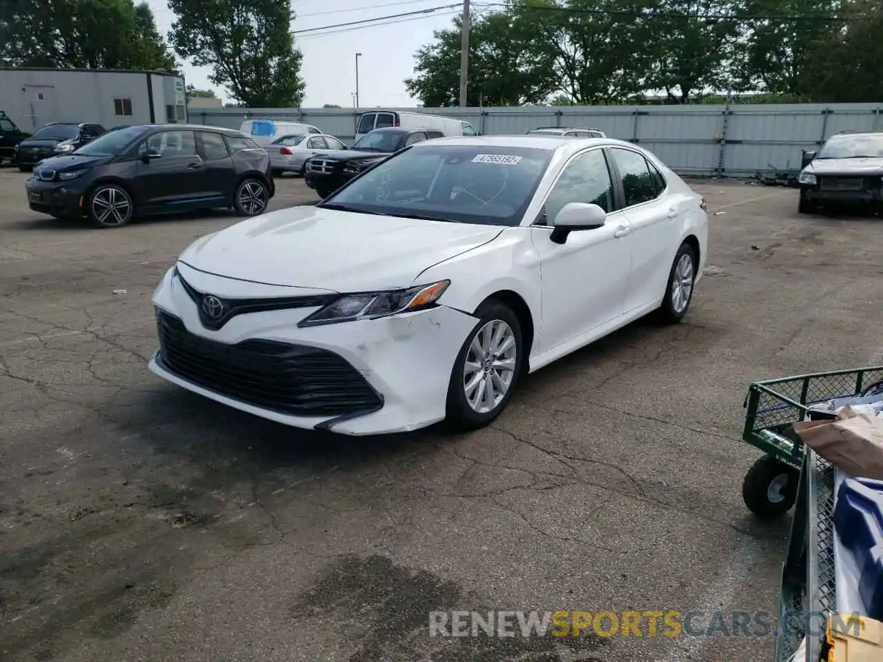 2 Photograph of a damaged car 4T1B11HK6KU725367 TOYOTA CAMRY 2019