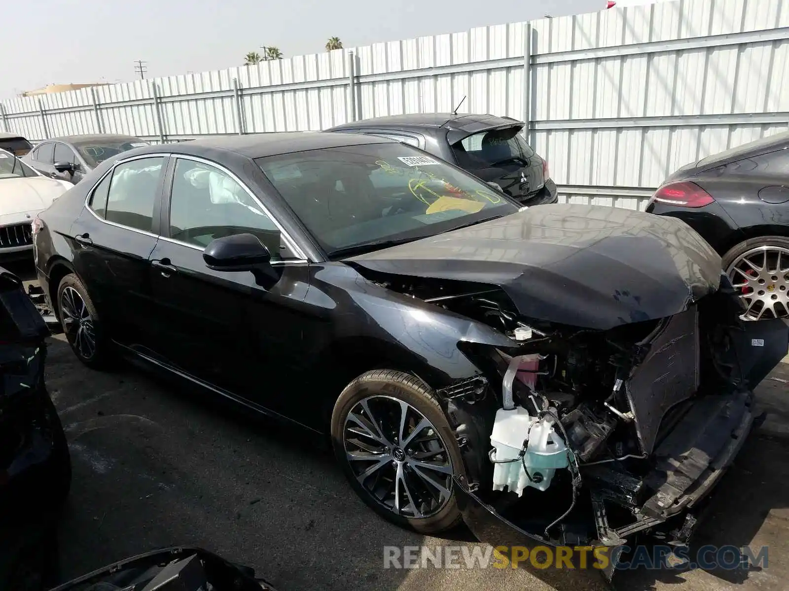 1 Photograph of a damaged car 4T1B11HK6KU726888 TOYOTA CAMRY 2019