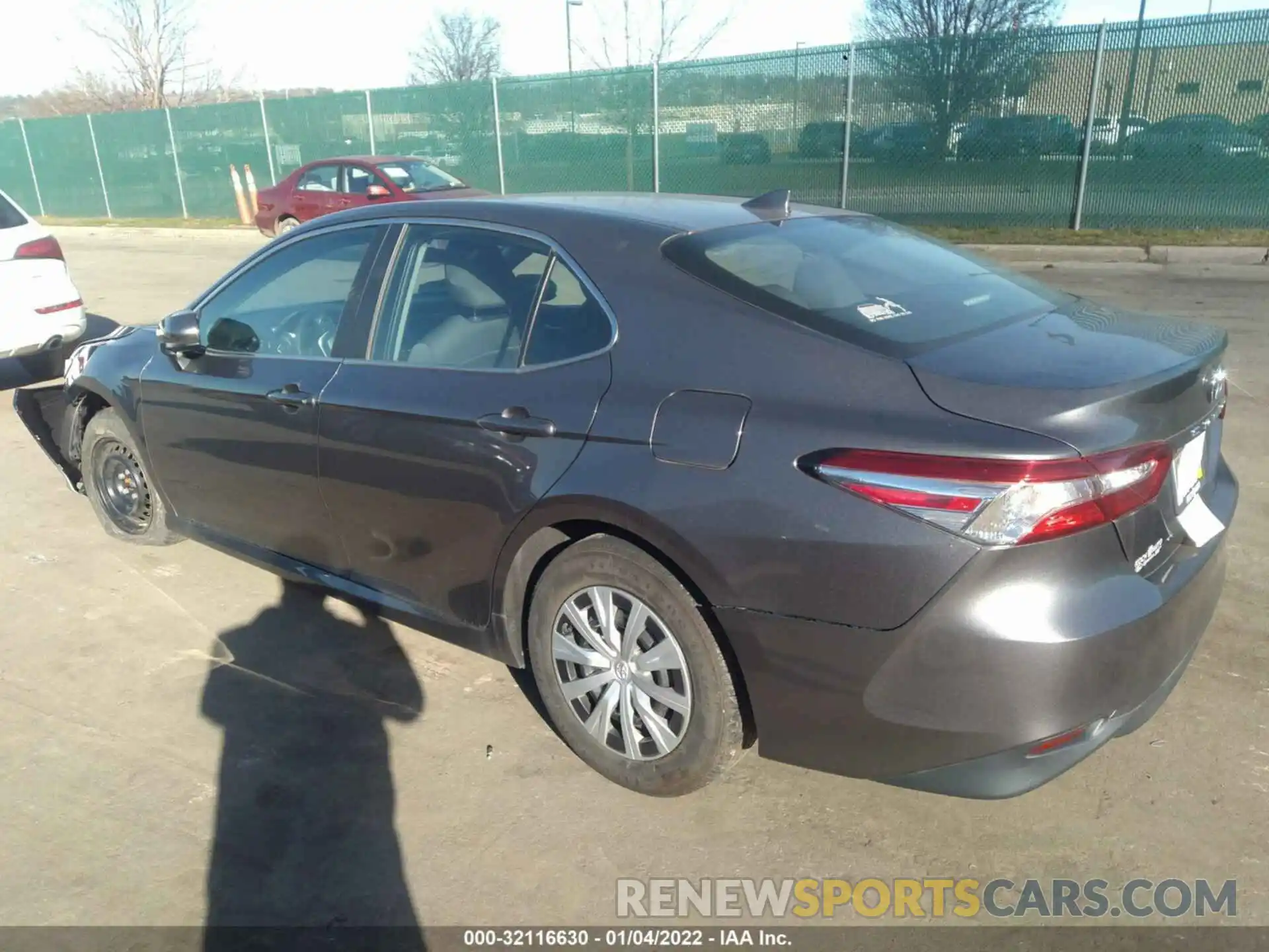 3 Photograph of a damaged car 4T1B11HK6KU727927 TOYOTA CAMRY 2019