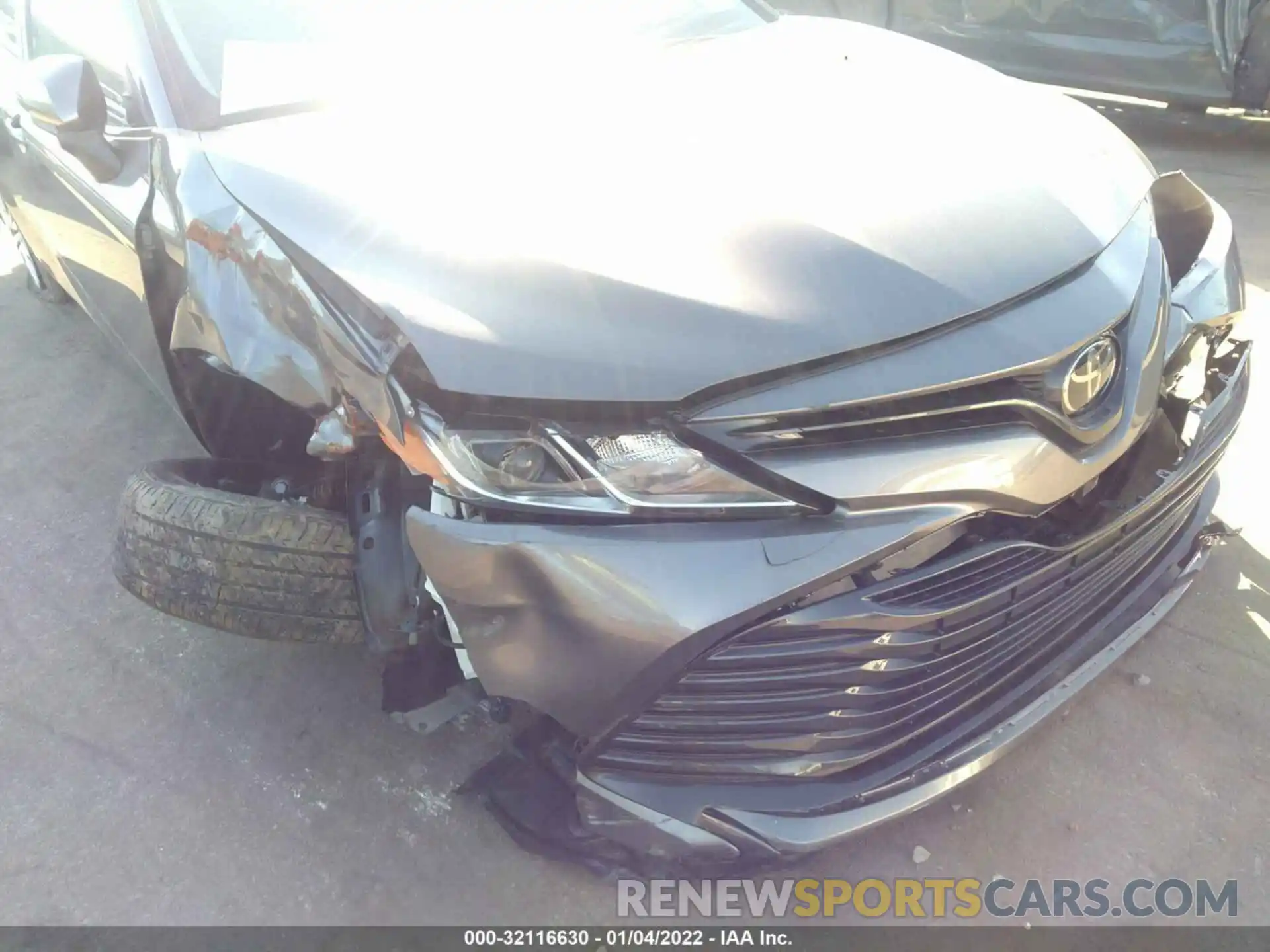 6 Photograph of a damaged car 4T1B11HK6KU727927 TOYOTA CAMRY 2019