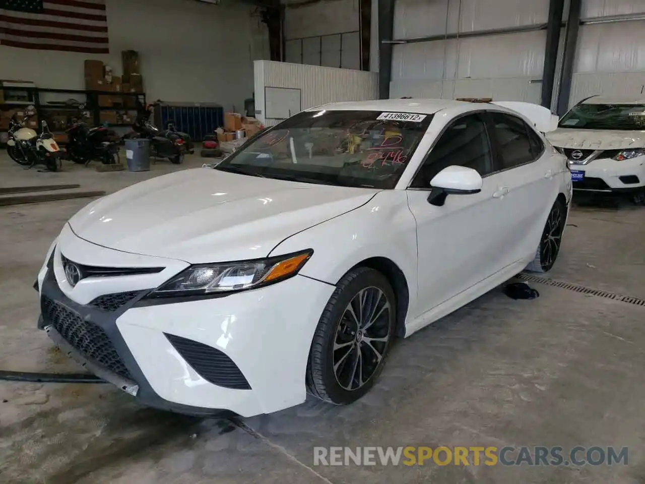 2 Photograph of a damaged car 4T1B11HK6KU728446 TOYOTA CAMRY 2019