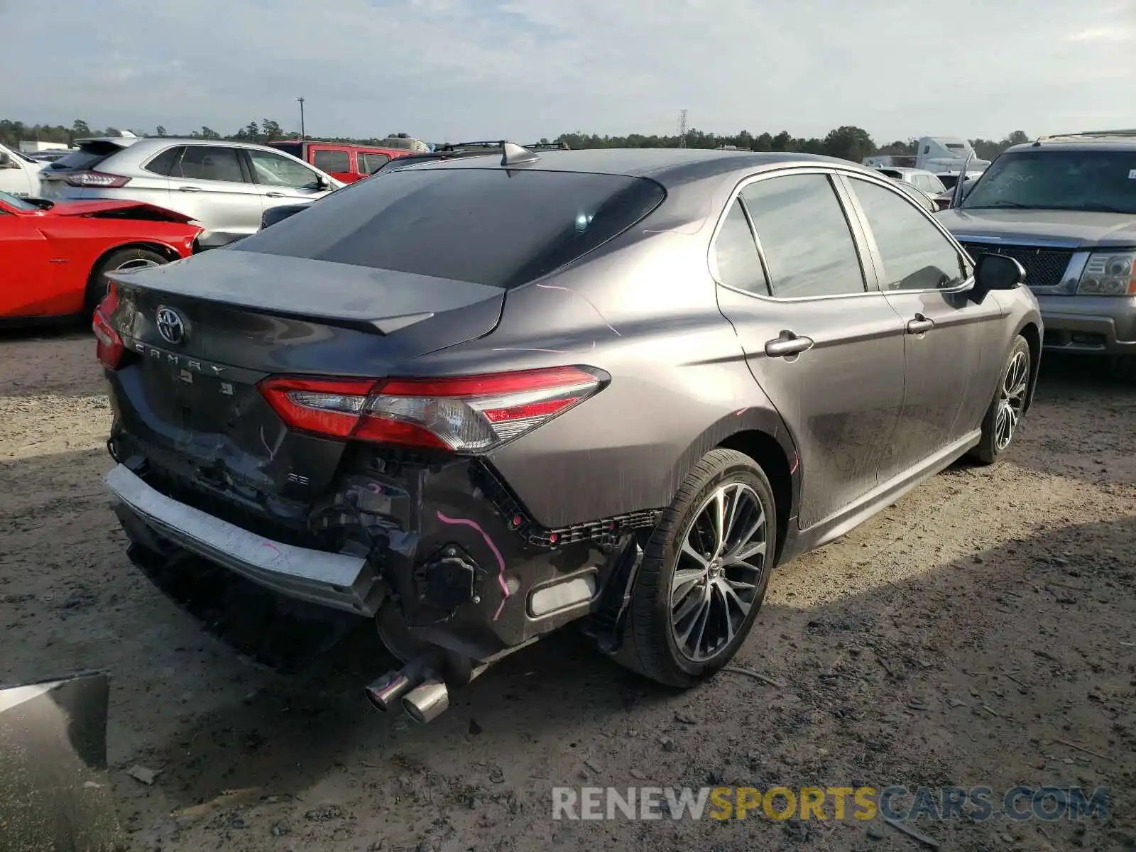 4 Photograph of a damaged car 4T1B11HK6KU728575 TOYOTA CAMRY 2019