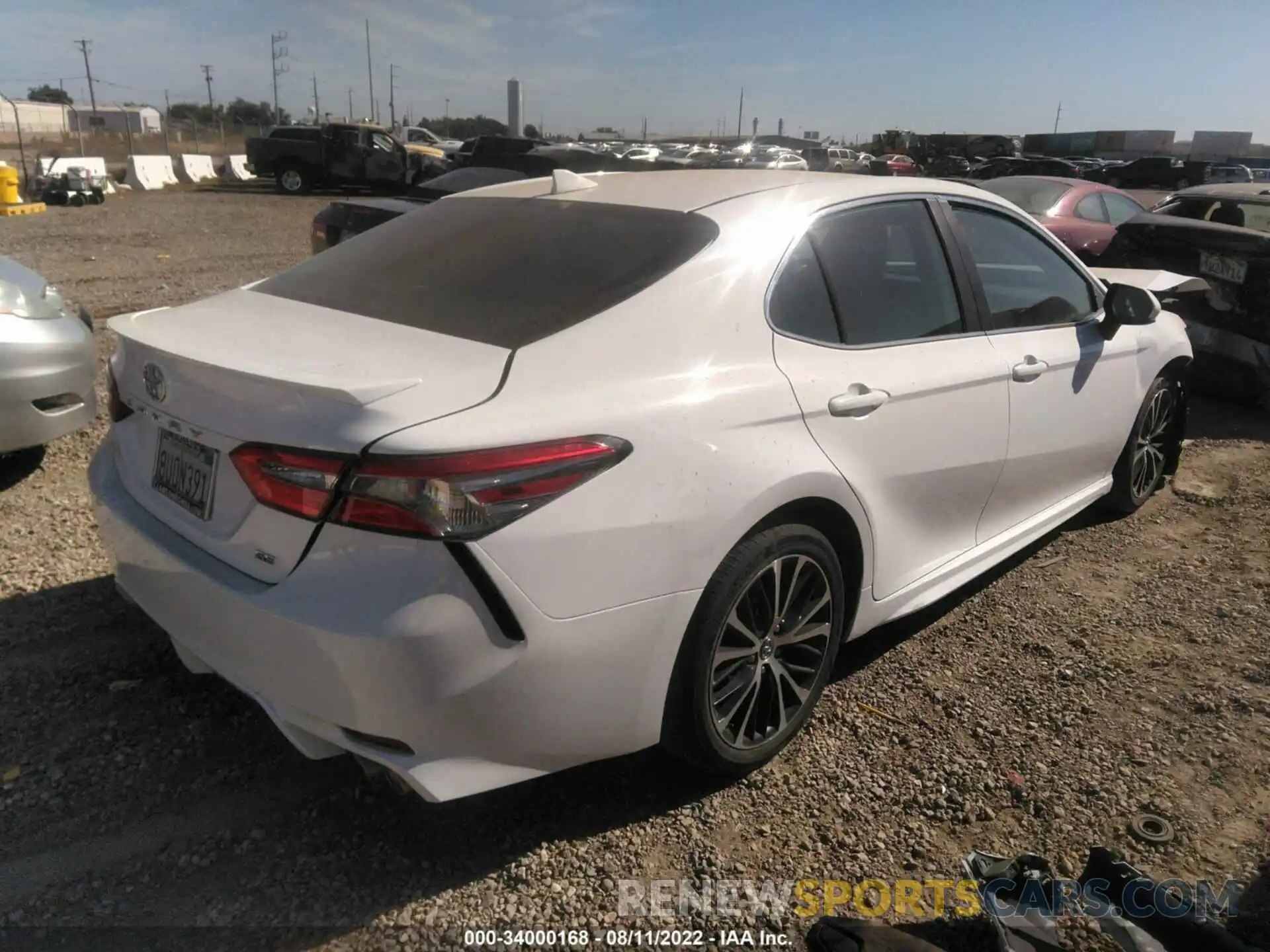 4 Фотография поврежденного автомобиля 4T1B11HK6KU729046 TOYOTA CAMRY 2019