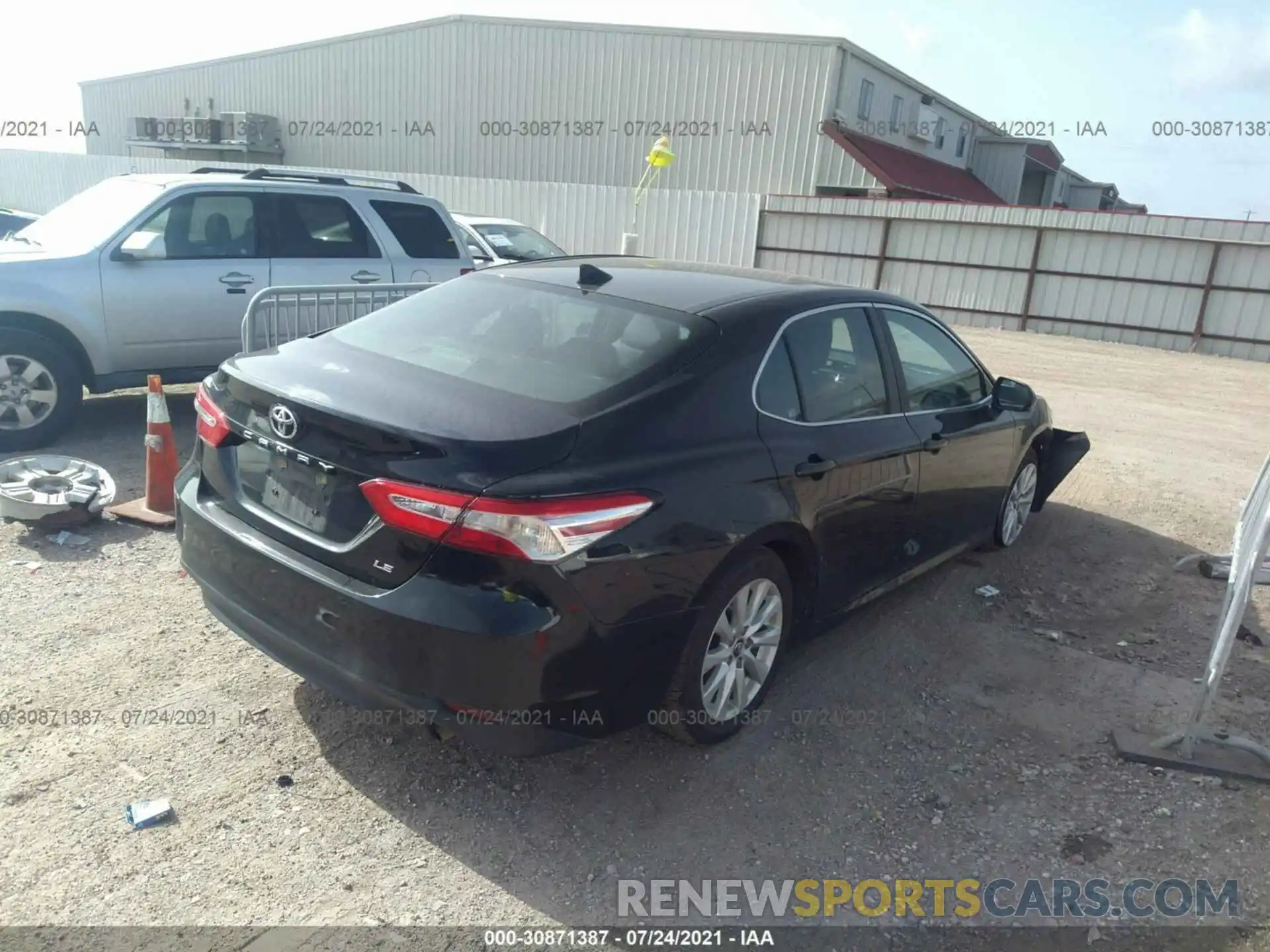 4 Photograph of a damaged car 4T1B11HK6KU729600 TOYOTA CAMRY 2019