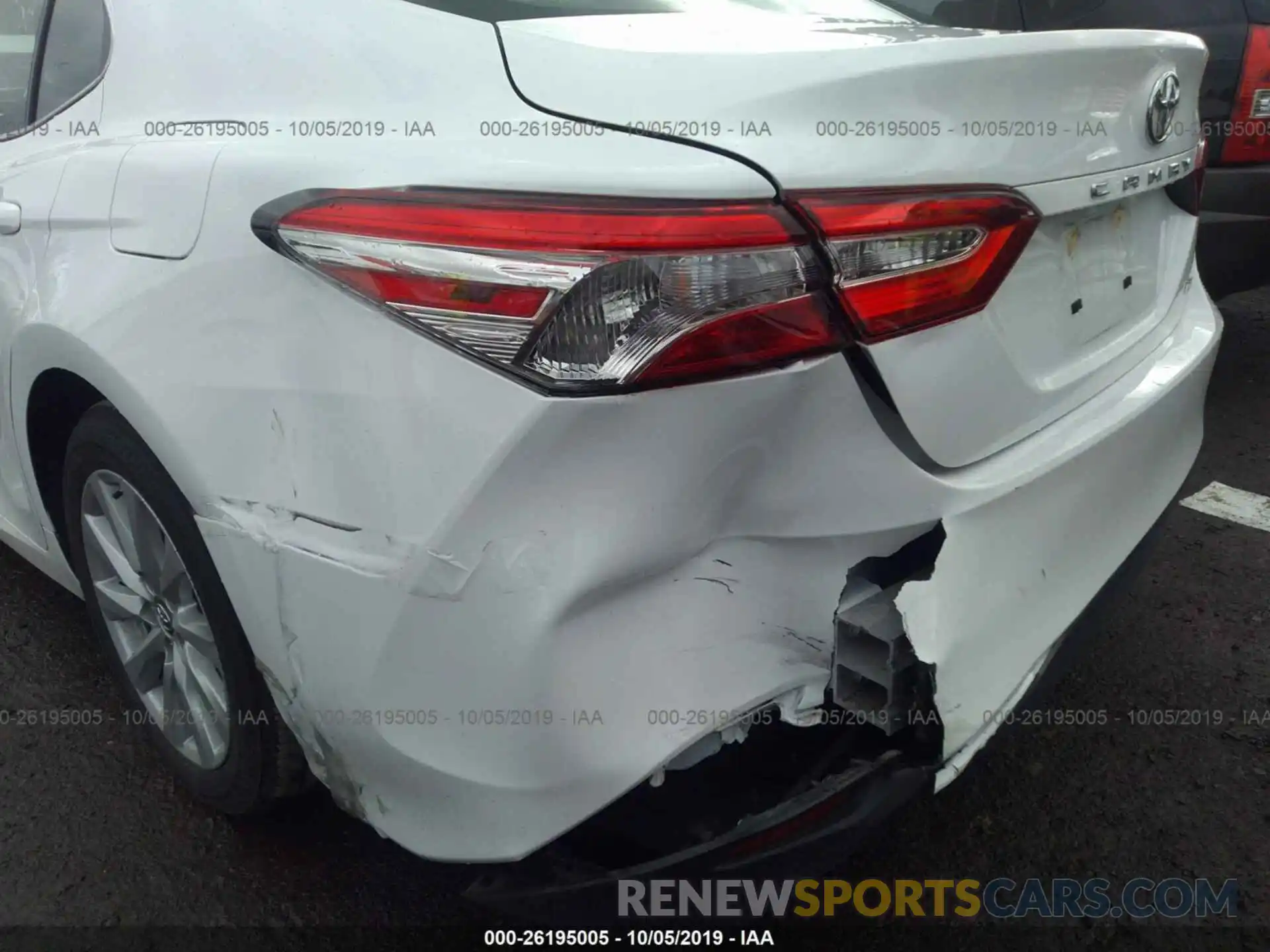 6 Photograph of a damaged car 4T1B11HK6KU729645 TOYOTA CAMRY 2019