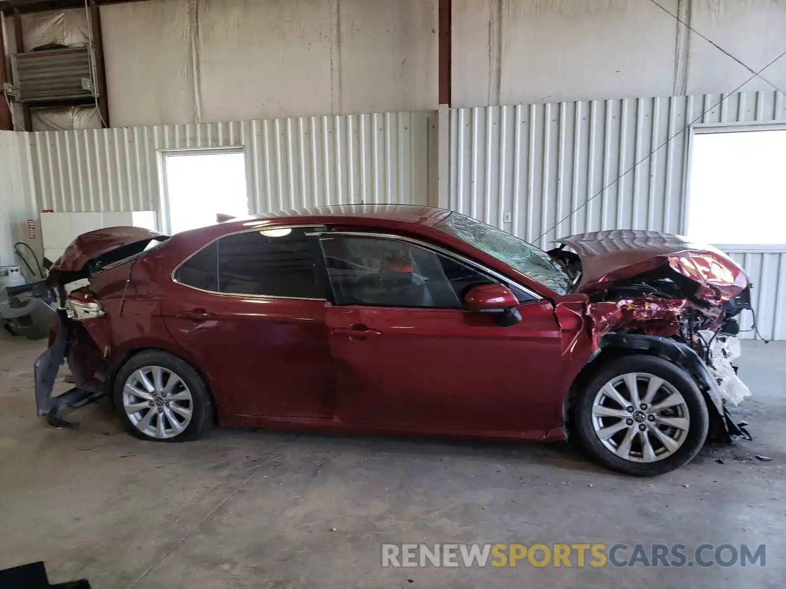 9 Photograph of a damaged car 4T1B11HK6KU729788 TOYOTA CAMRY 2019