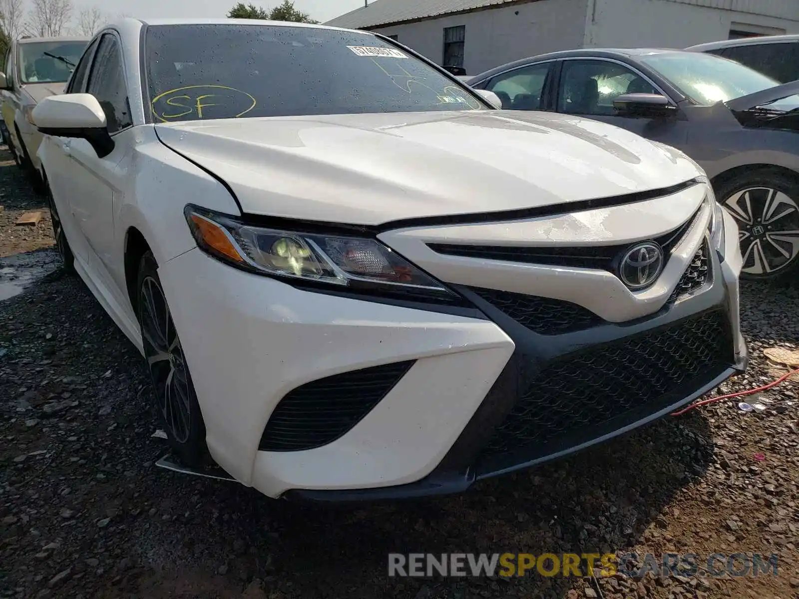 1 Photograph of a damaged car 4T1B11HK6KU730262 TOYOTA CAMRY 2019