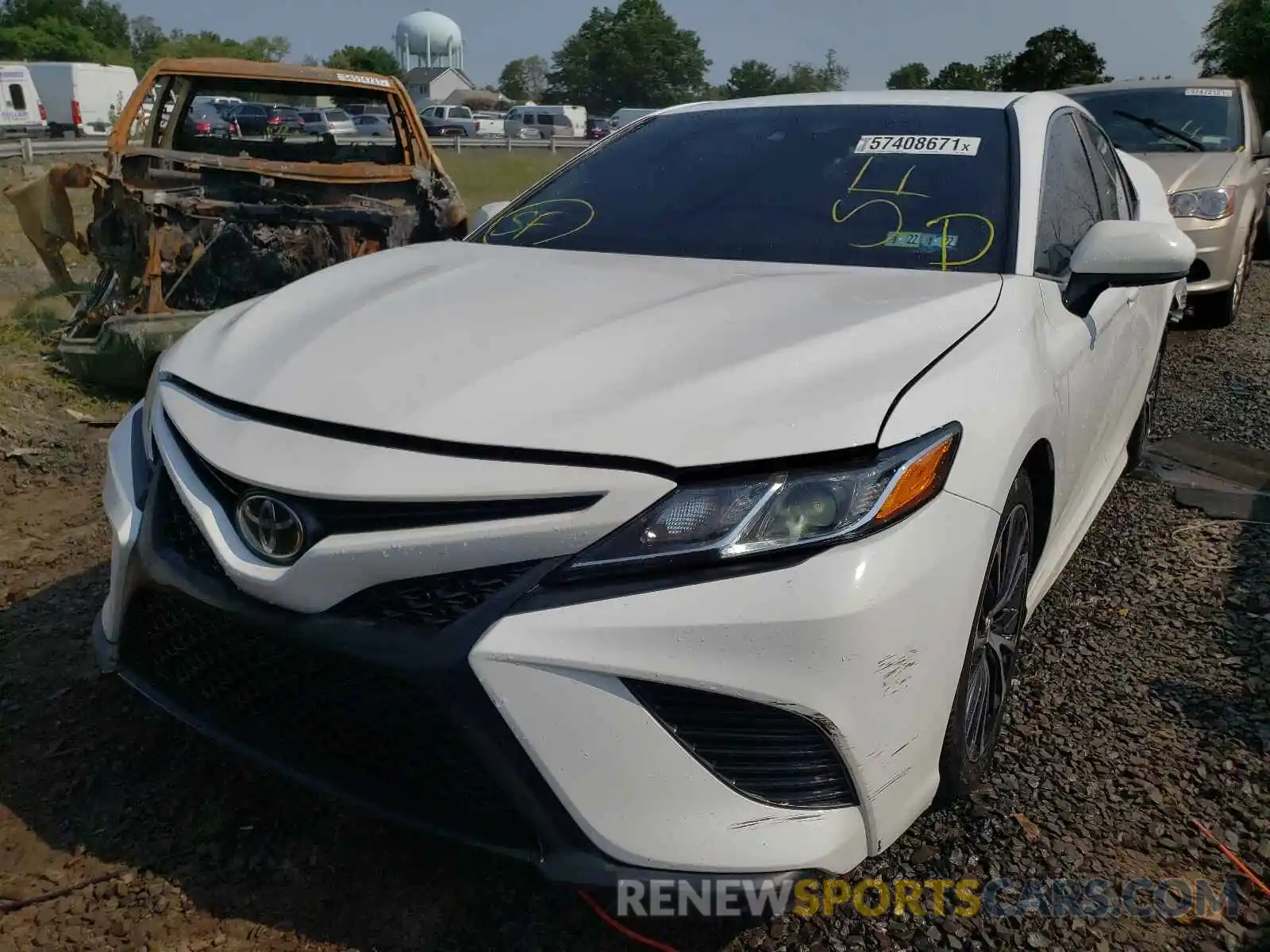 2 Photograph of a damaged car 4T1B11HK6KU730262 TOYOTA CAMRY 2019