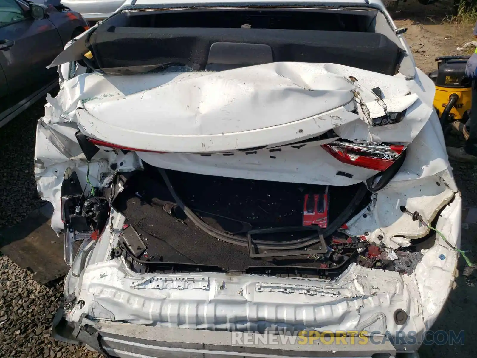 9 Photograph of a damaged car 4T1B11HK6KU730262 TOYOTA CAMRY 2019