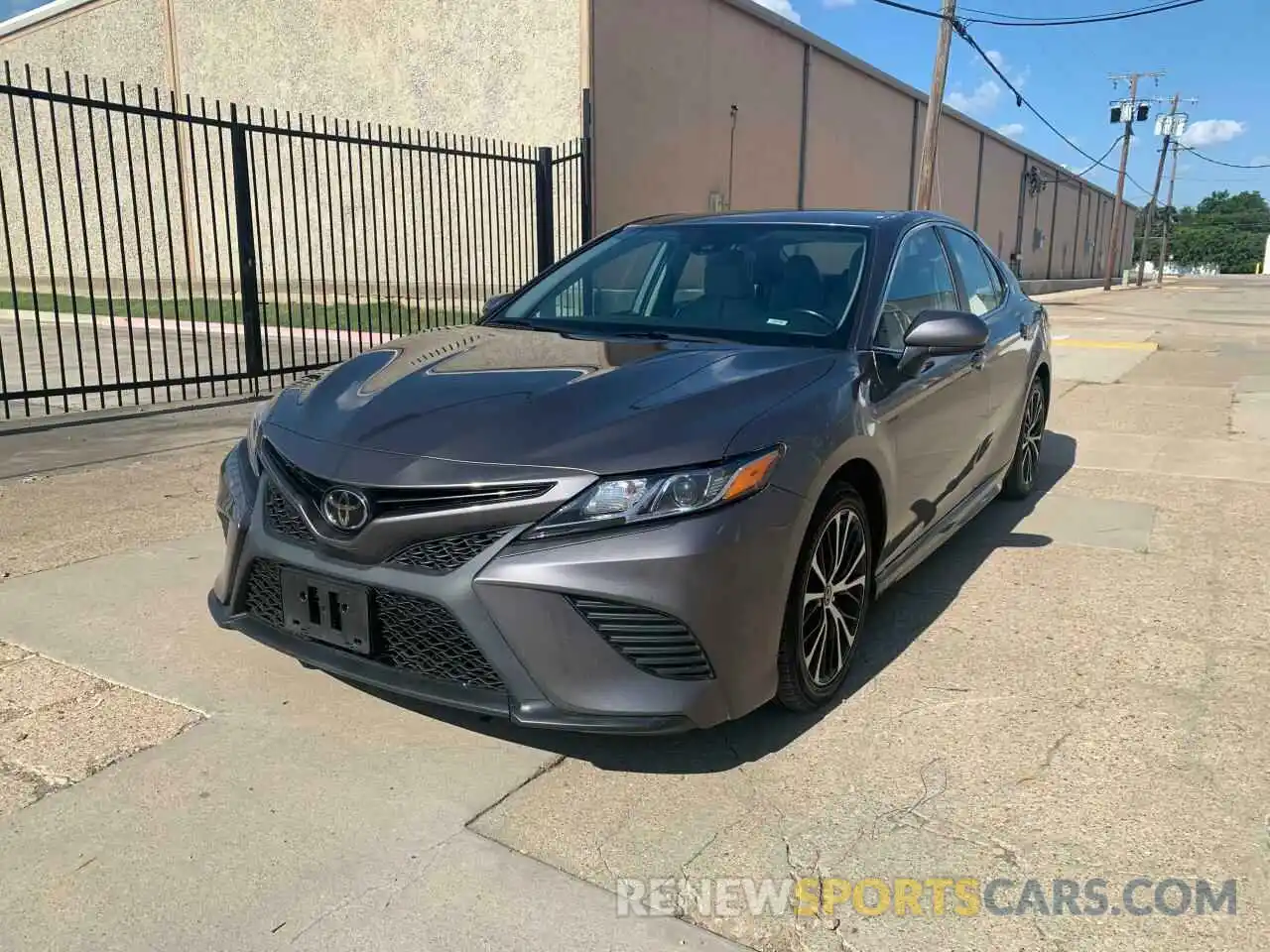 2 Photograph of a damaged car 4T1B11HK6KU730424 TOYOTA CAMRY 2019