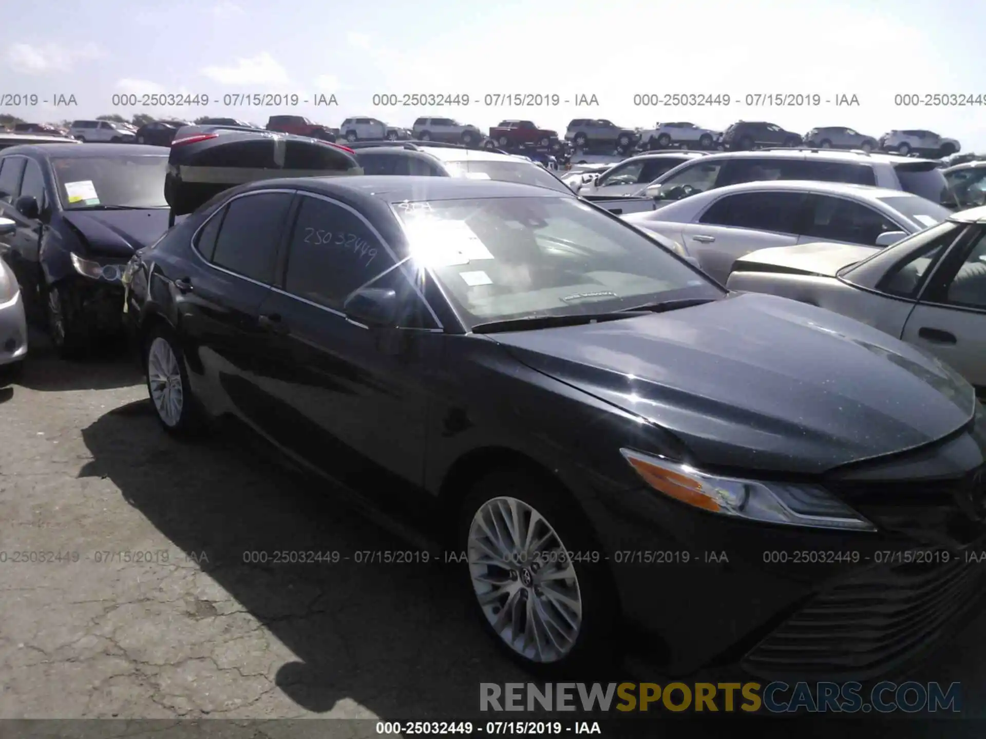 1 Photograph of a damaged car 4T1B11HK6KU730519 TOYOTA CAMRY 2019