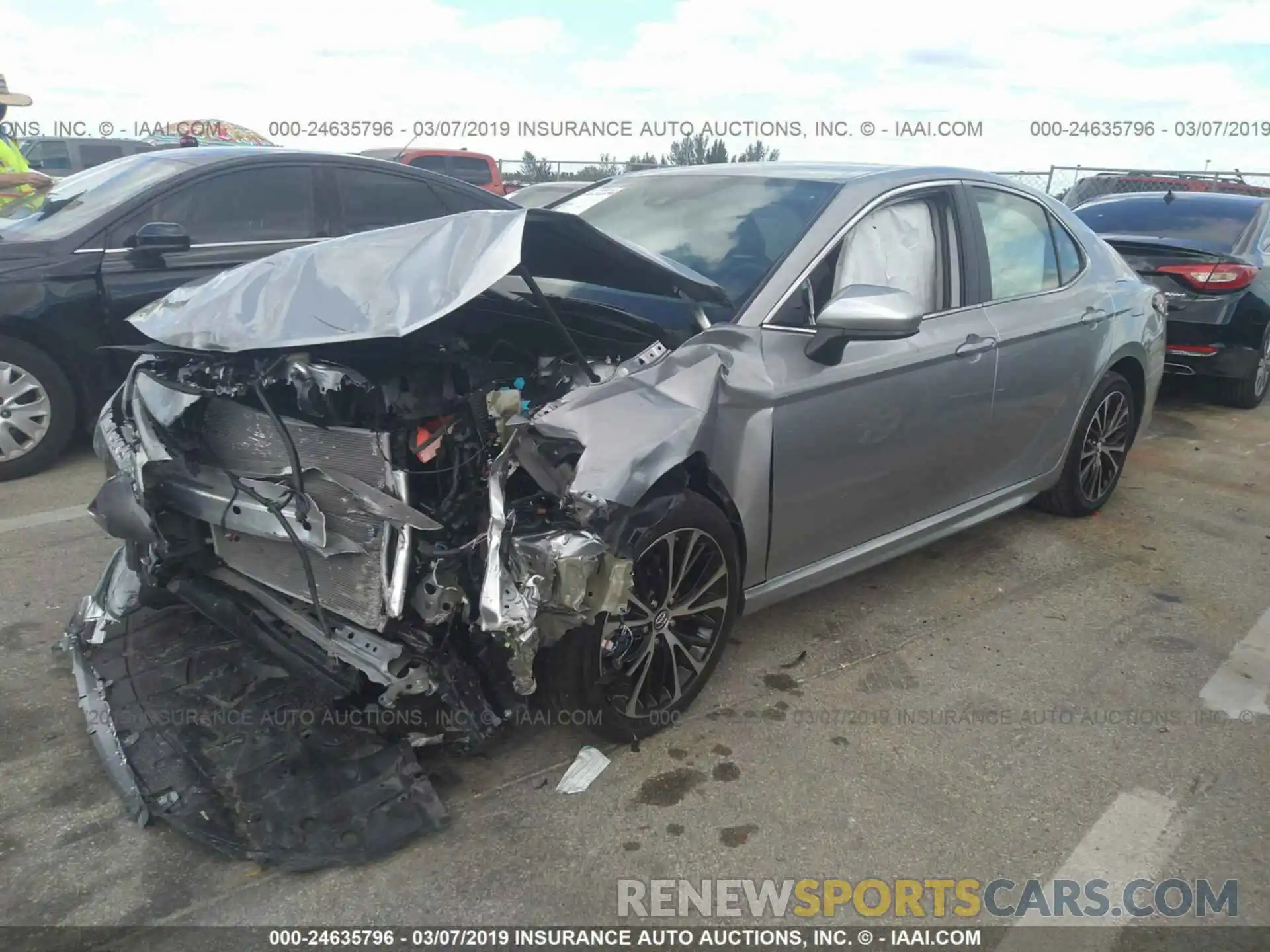 2 Photograph of a damaged car 4T1B11HK6KU731248 TOYOTA CAMRY 2019