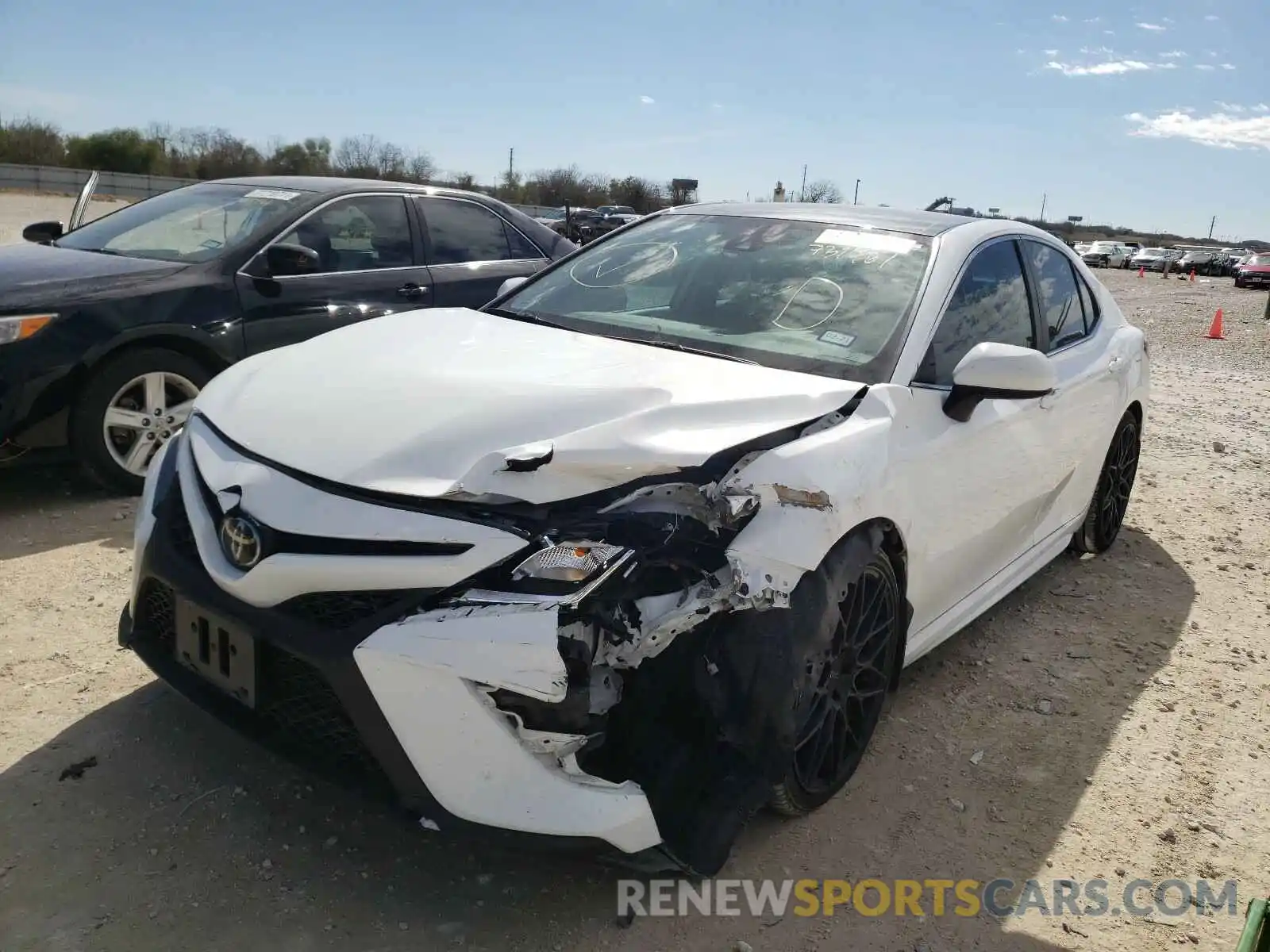 2 Photograph of a damaged car 4T1B11HK6KU731461 TOYOTA CAMRY 2019