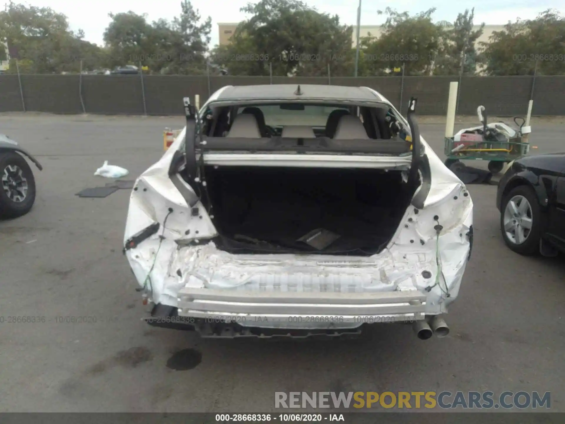 6 Photograph of a damaged car 4T1B11HK6KU733100 TOYOTA CAMRY 2019