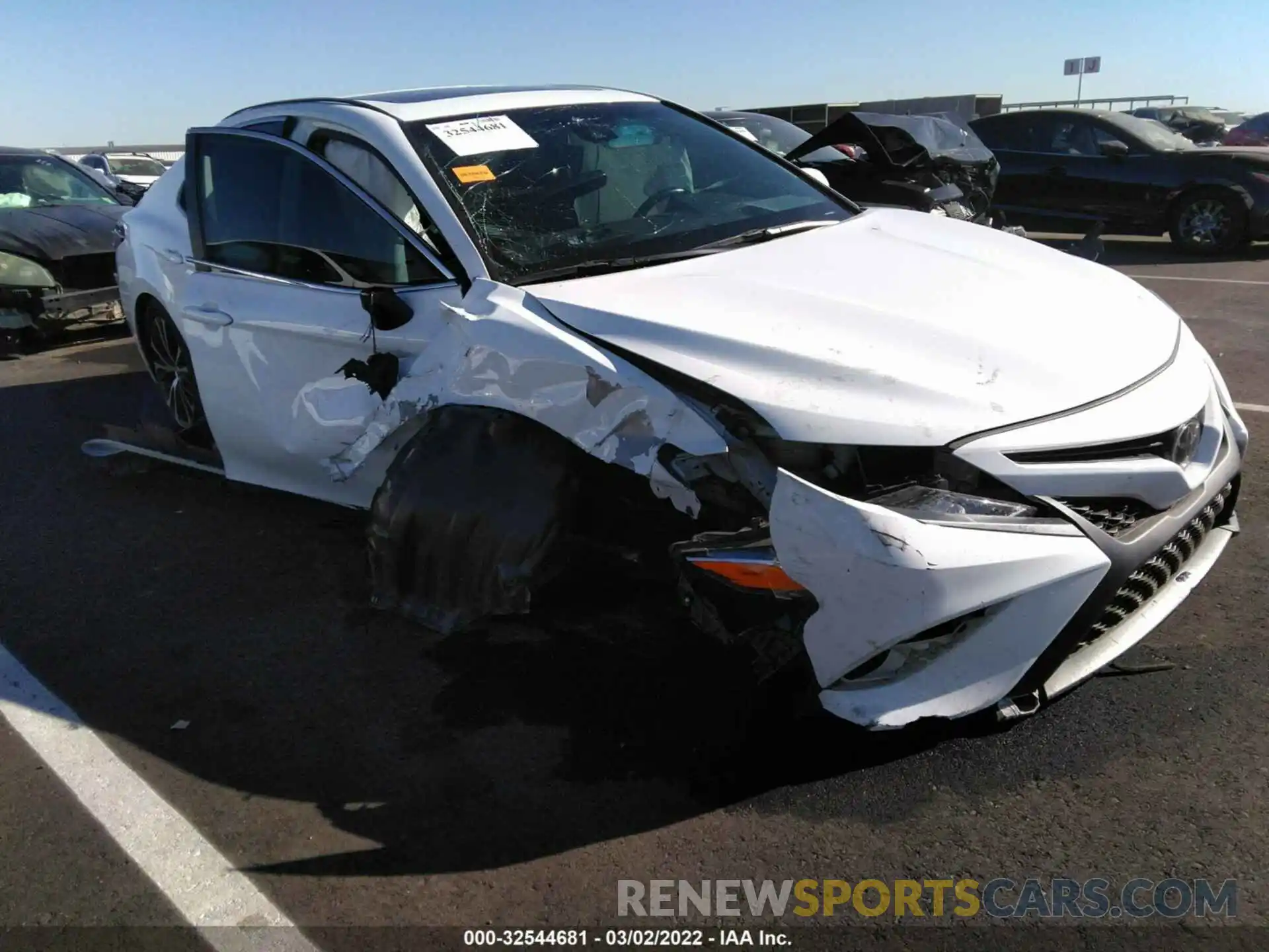 1 Photograph of a damaged car 4T1B11HK6KU735042 TOYOTA CAMRY 2019