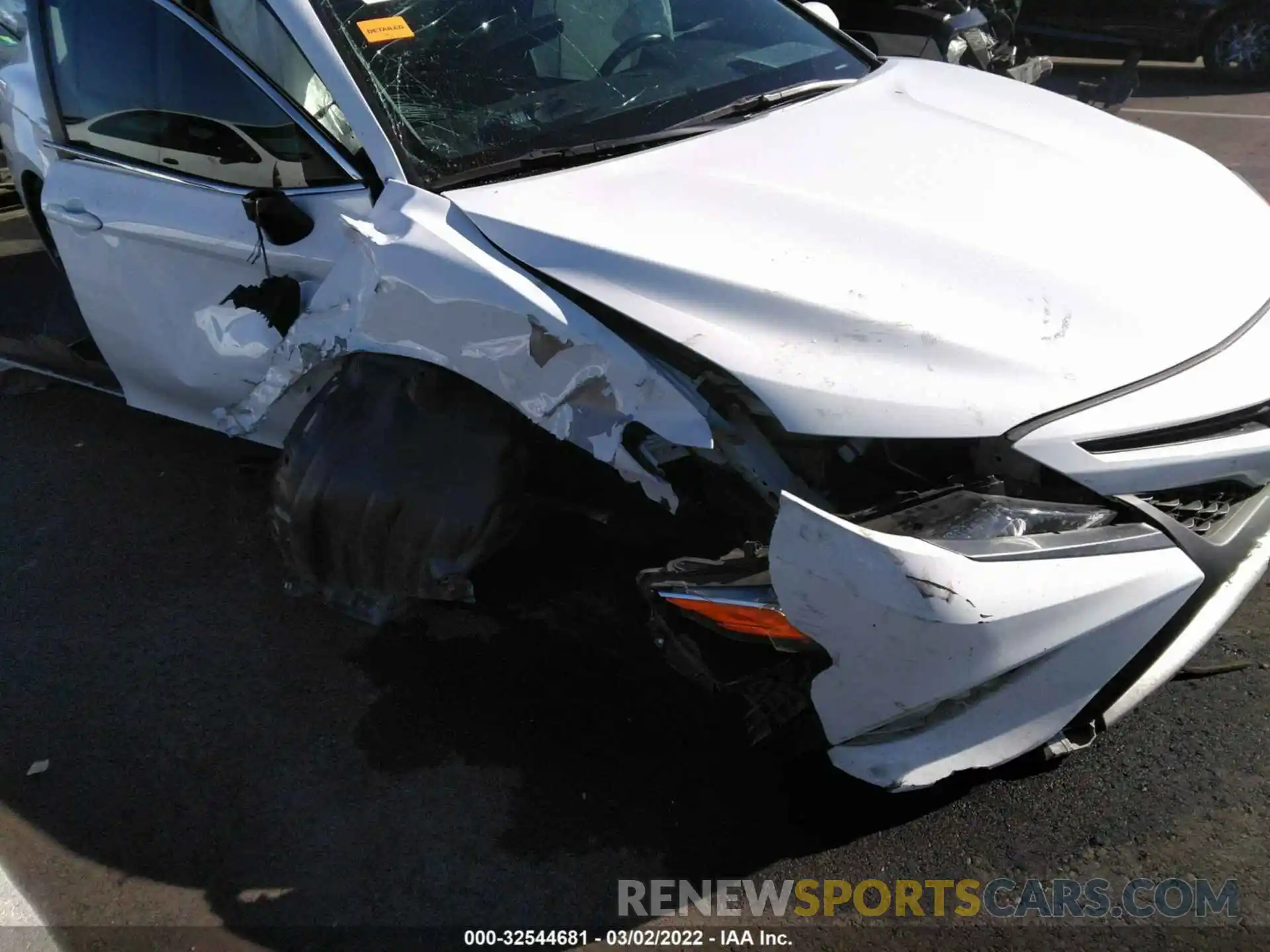 6 Photograph of a damaged car 4T1B11HK6KU735042 TOYOTA CAMRY 2019