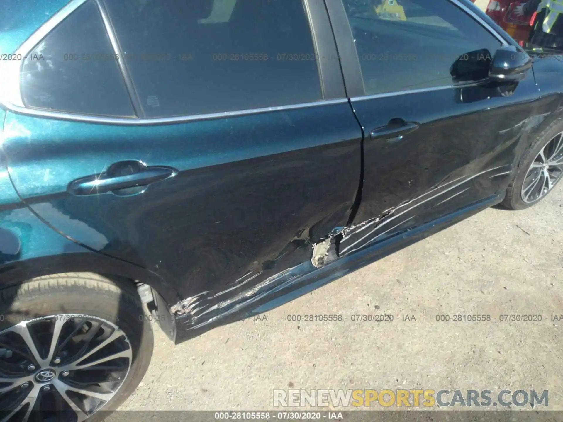 6 Photograph of a damaged car 4T1B11HK6KU735591 TOYOTA CAMRY 2019