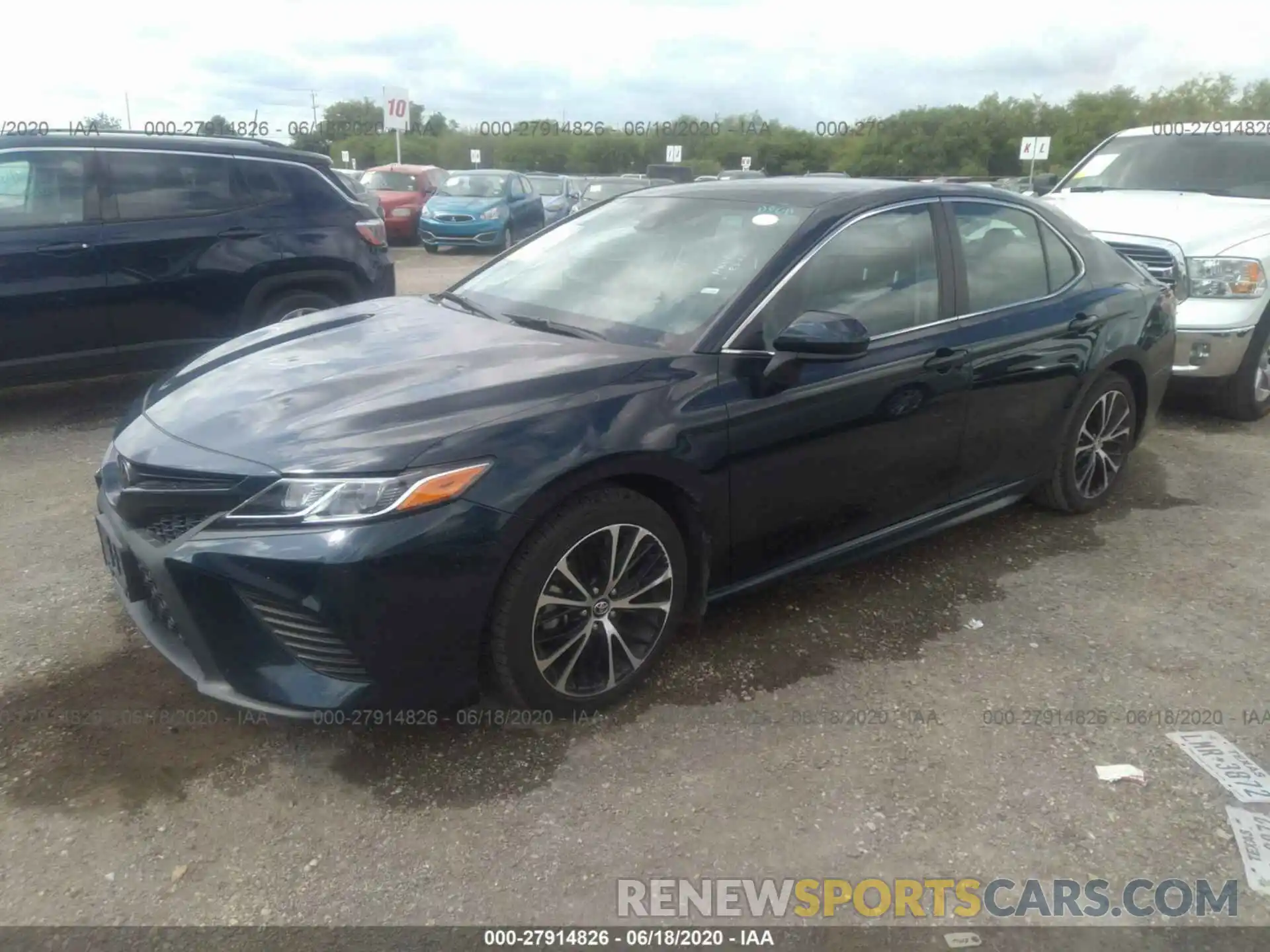 2 Photograph of a damaged car 4T1B11HK6KU735994 TOYOTA CAMRY 2019