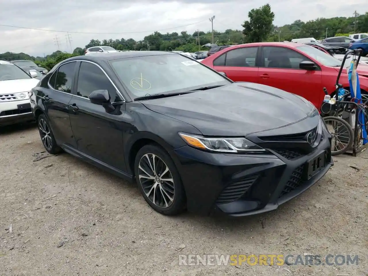 1 Photograph of a damaged car 4T1B11HK6KU736658 TOYOTA CAMRY 2019