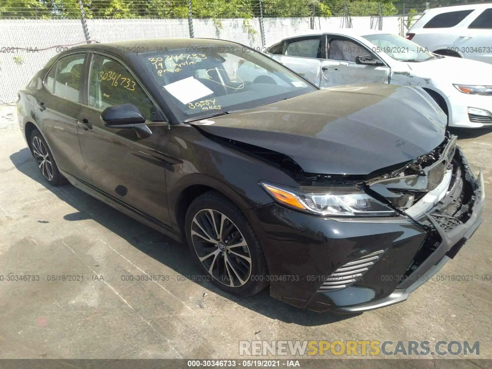 1 Photograph of a damaged car 4T1B11HK6KU738152 TOYOTA CAMRY 2019