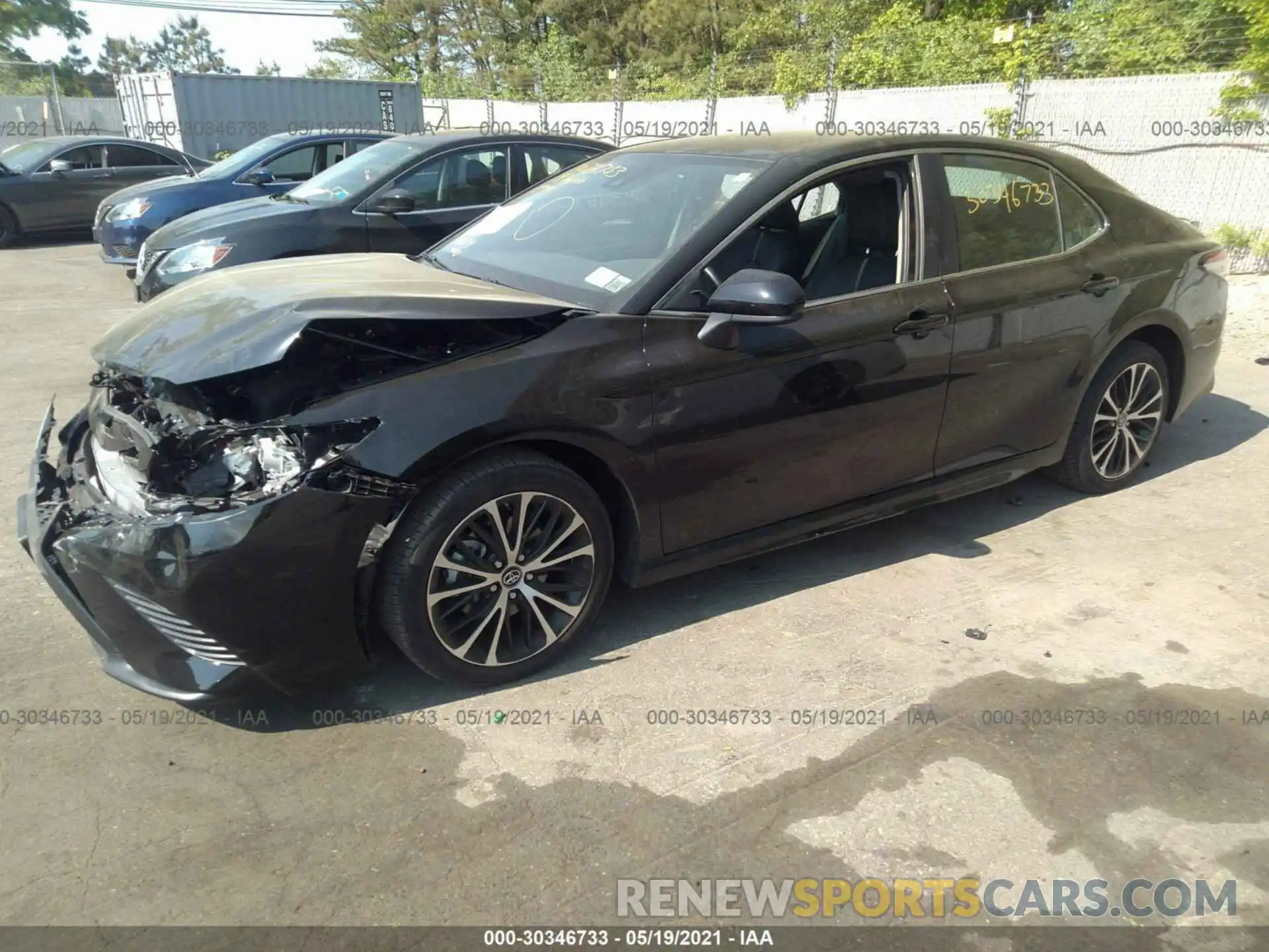 2 Photograph of a damaged car 4T1B11HK6KU738152 TOYOTA CAMRY 2019