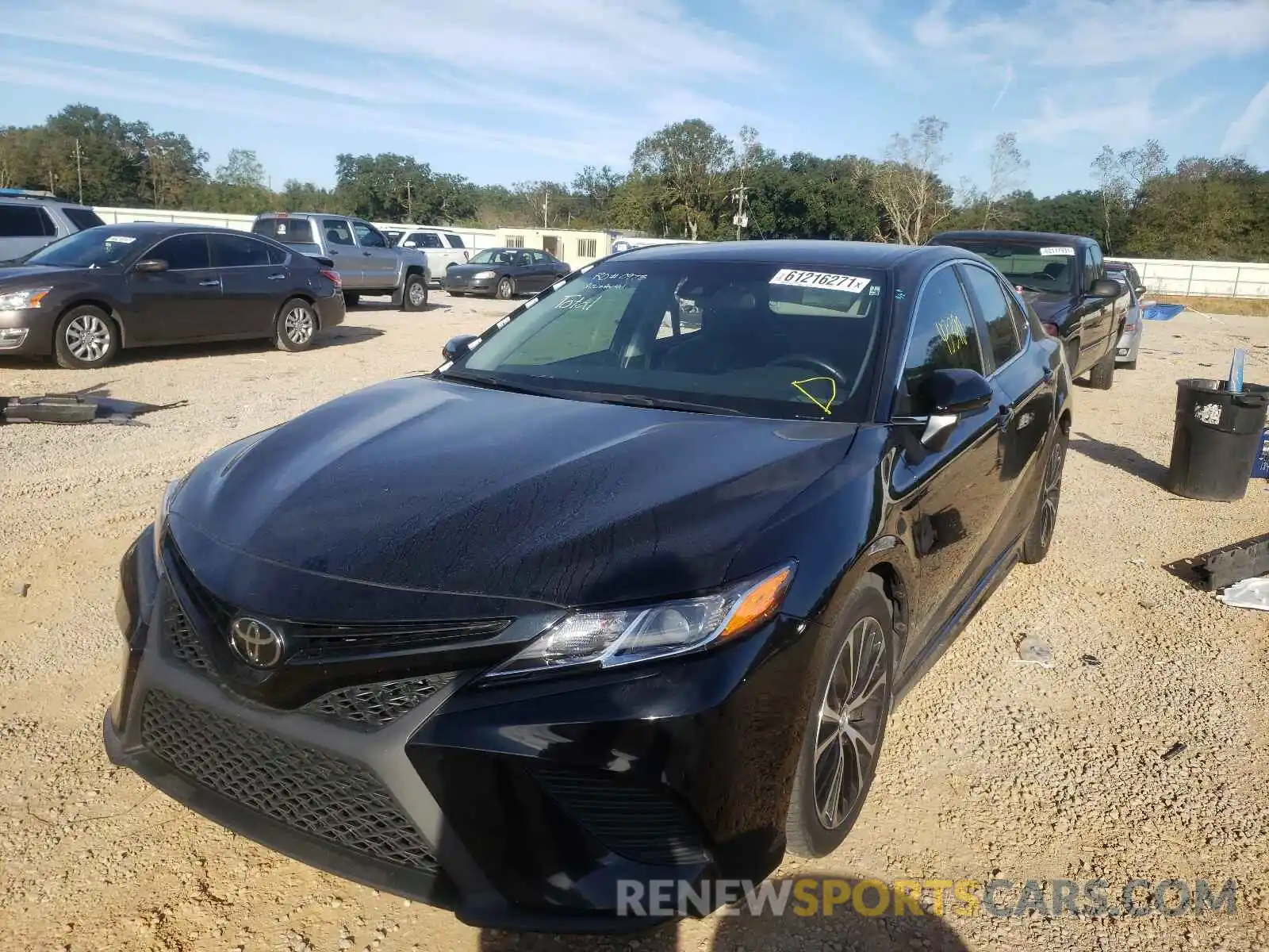 2 Photograph of a damaged car 4T1B11HK6KU738541 TOYOTA CAMRY 2019