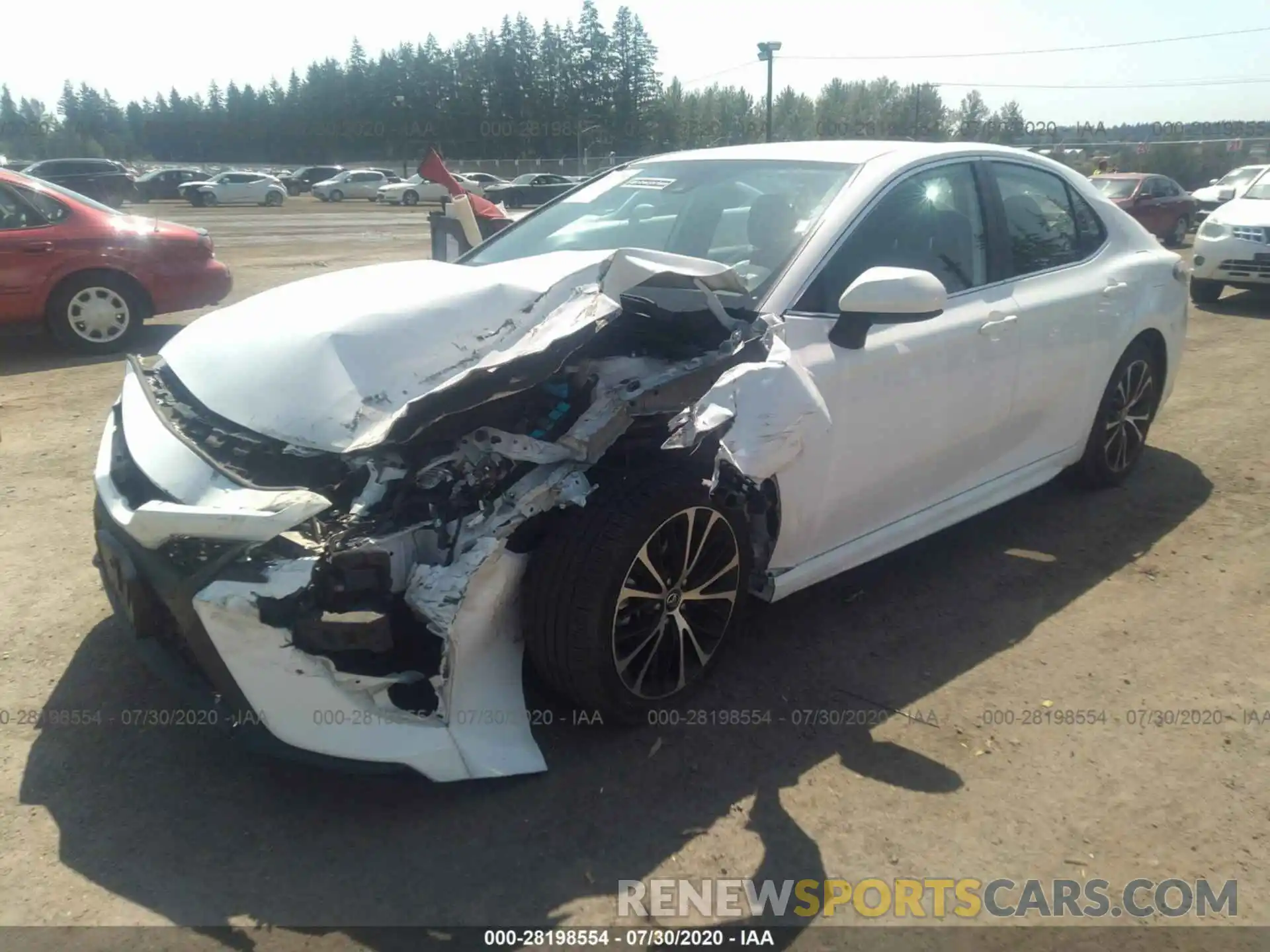 2 Photograph of a damaged car 4T1B11HK6KU738572 TOYOTA CAMRY 2019