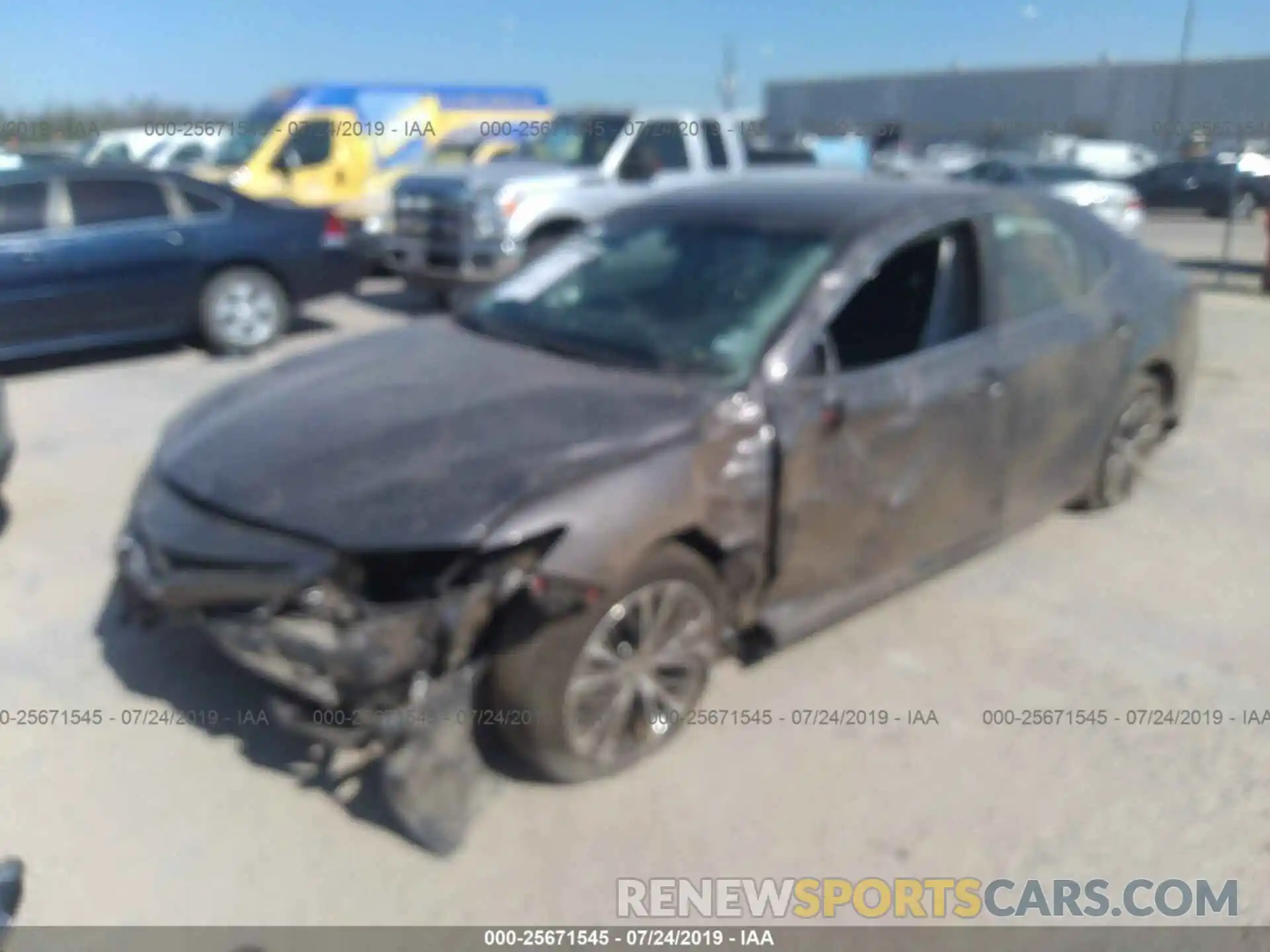 2 Photograph of a damaged car 4T1B11HK6KU739267 TOYOTA CAMRY 2019