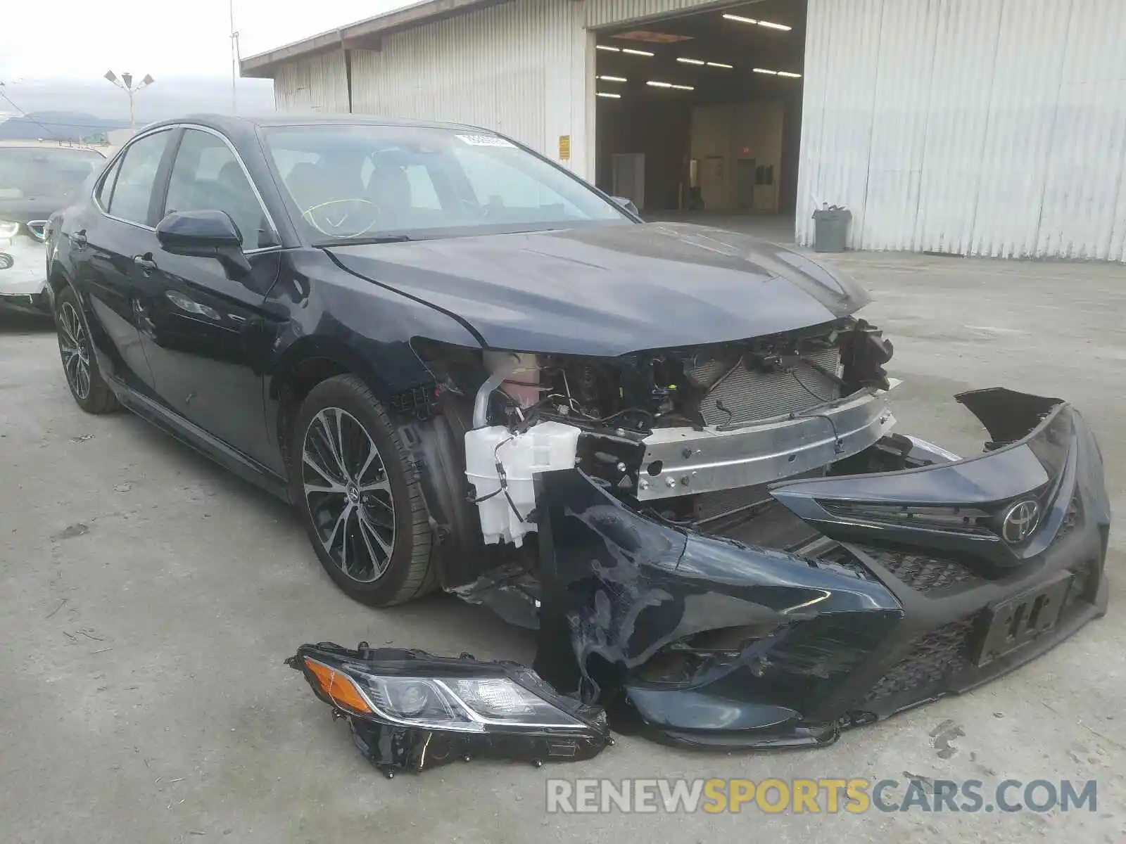 1 Photograph of a damaged car 4T1B11HK6KU739897 TOYOTA CAMRY 2019