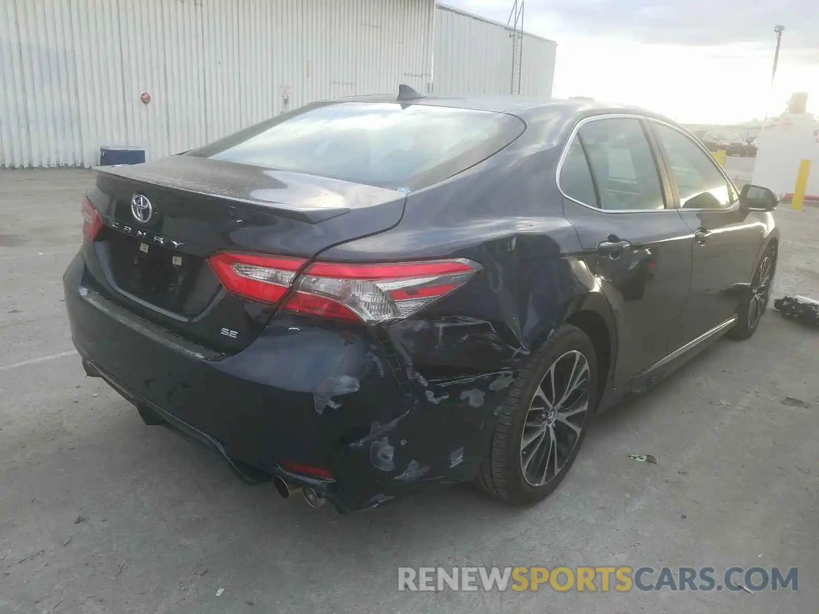 4 Photograph of a damaged car 4T1B11HK6KU739897 TOYOTA CAMRY 2019