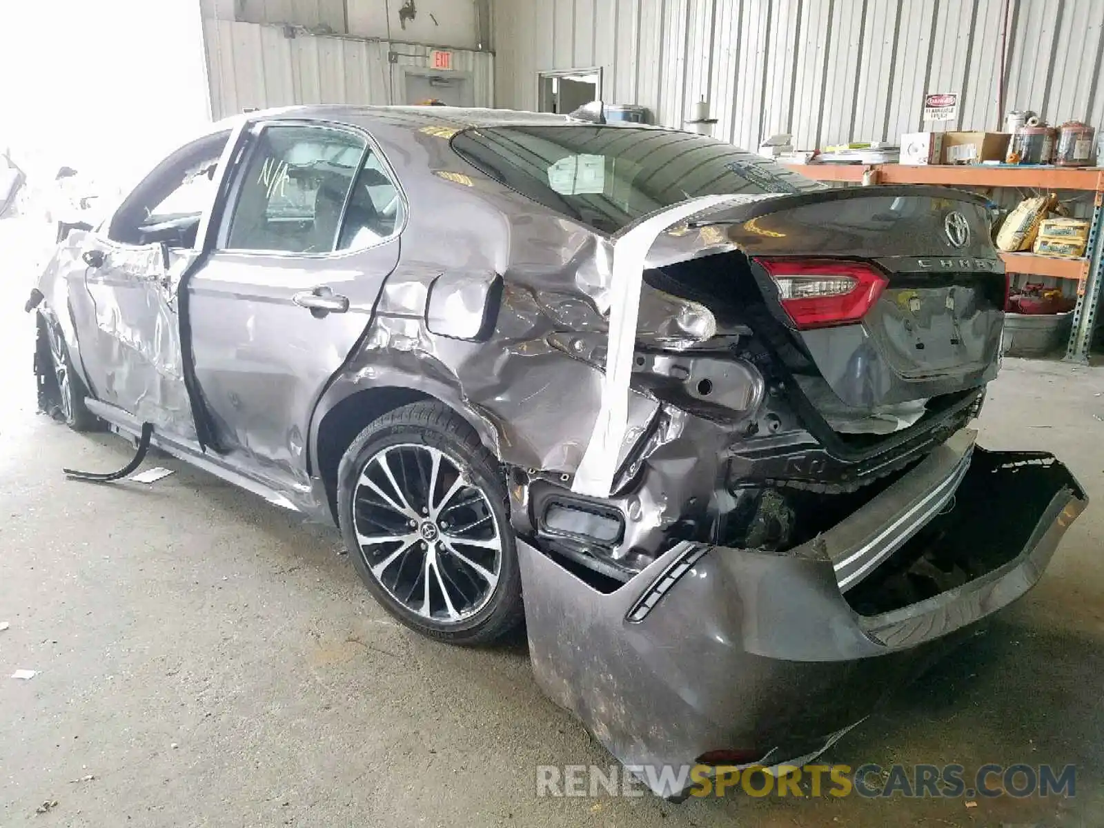 3 Photograph of a damaged car 4T1B11HK6KU740256 TOYOTA CAMRY 2019