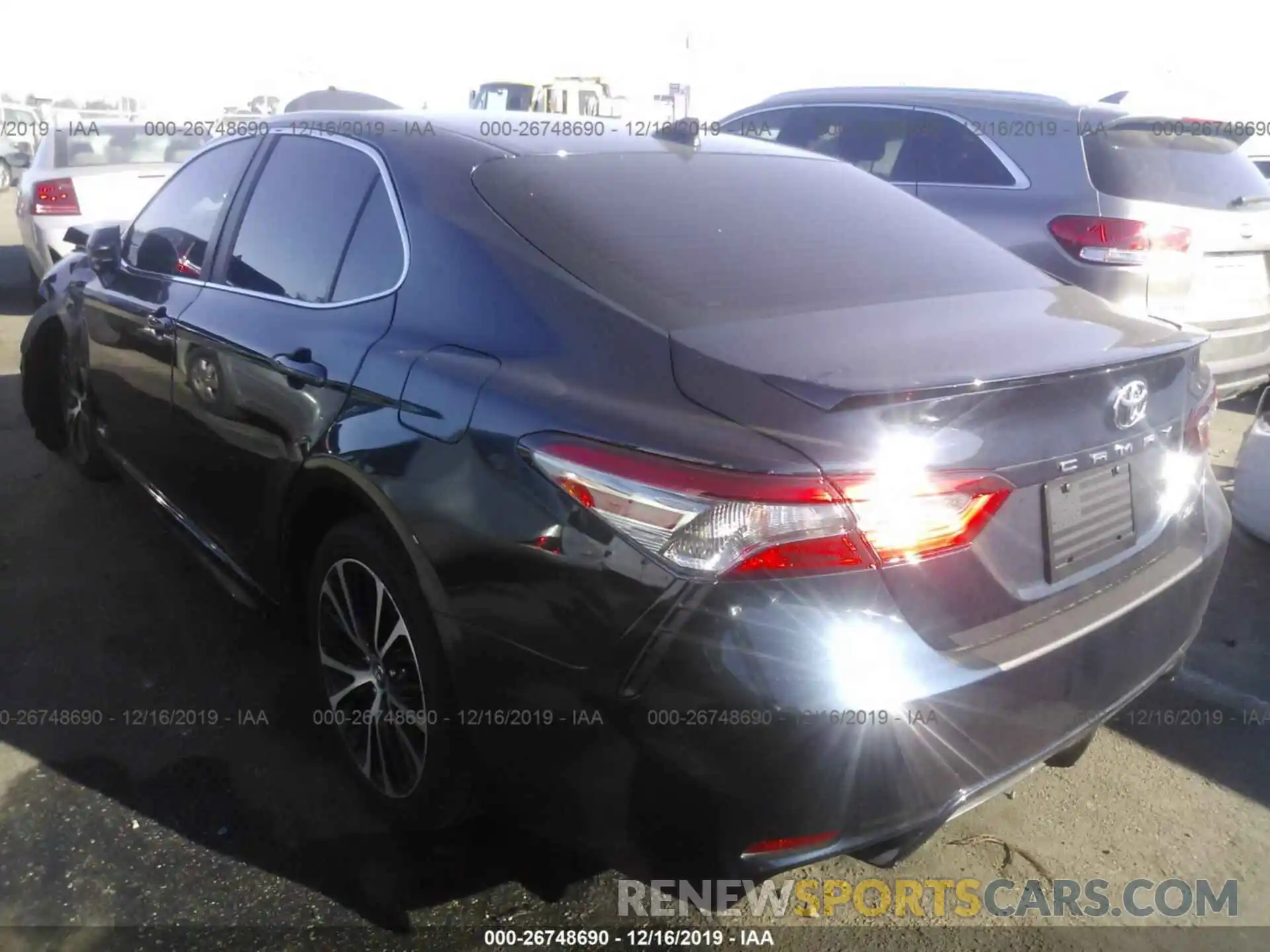 3 Photograph of a damaged car 4T1B11HK6KU740273 TOYOTA CAMRY 2019