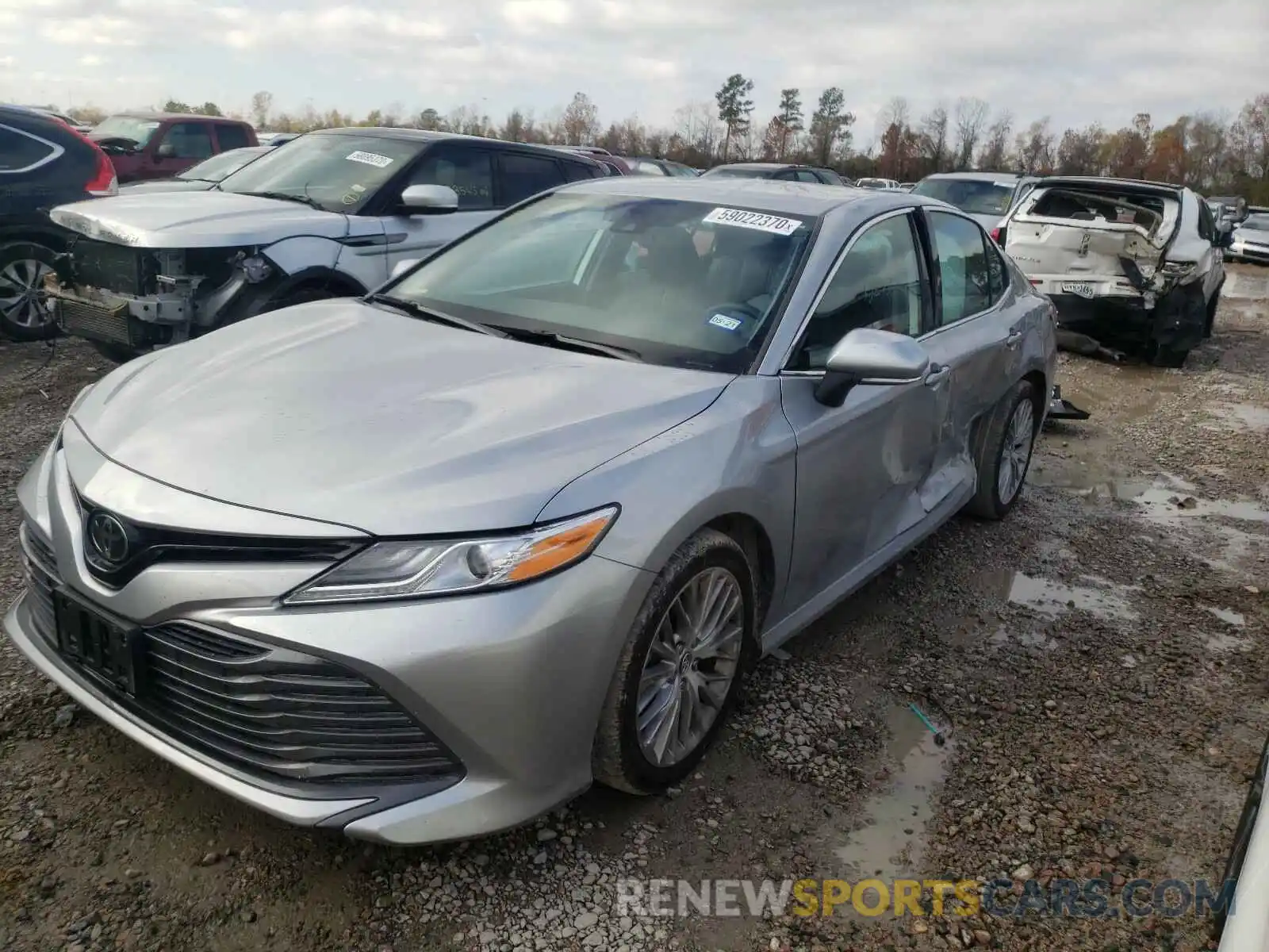 2 Photograph of a damaged car 4T1B11HK6KU741634 TOYOTA CAMRY 2019