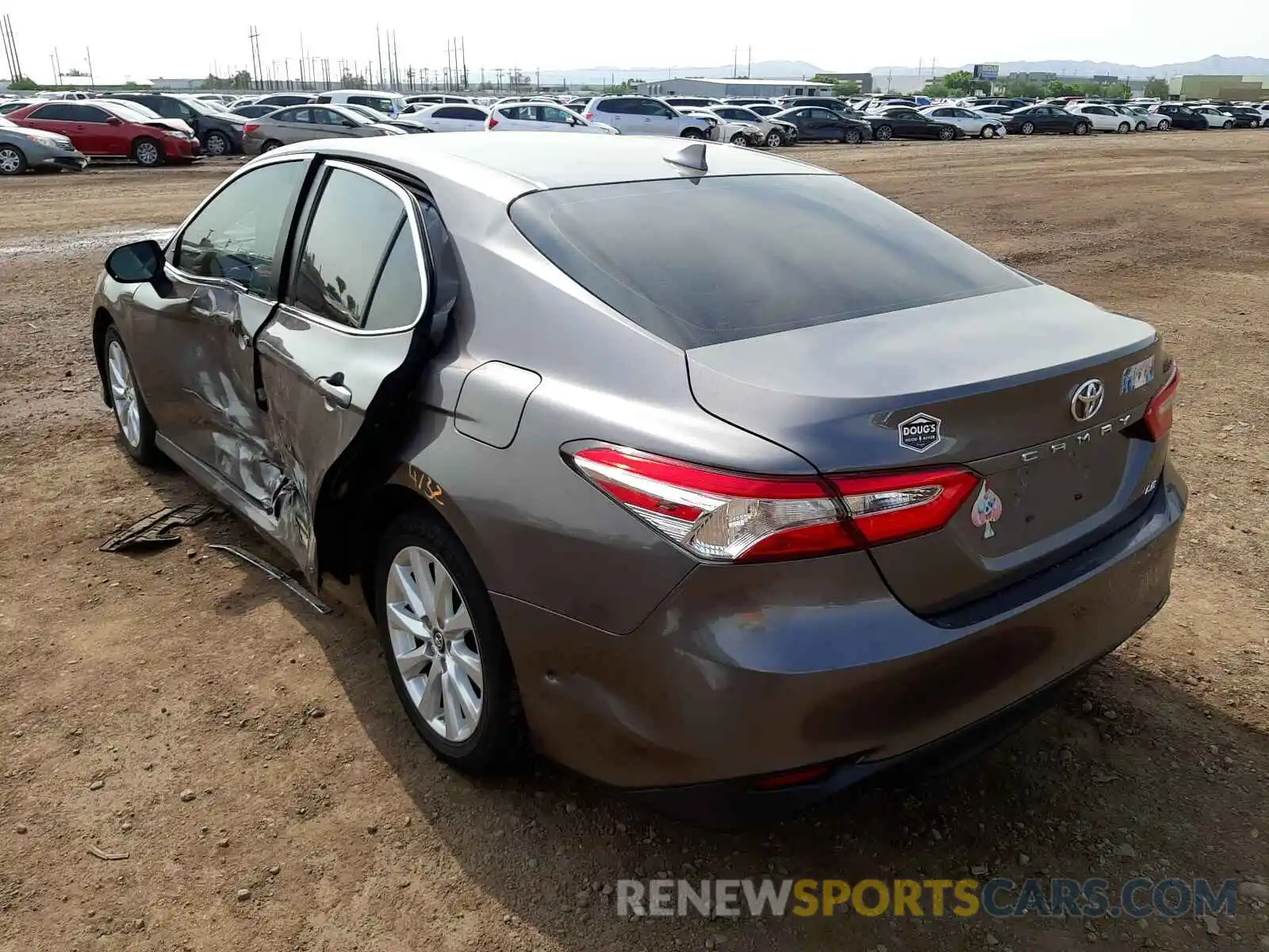 3 Photograph of a damaged car 4T1B11HK6KU743061 TOYOTA CAMRY 2019