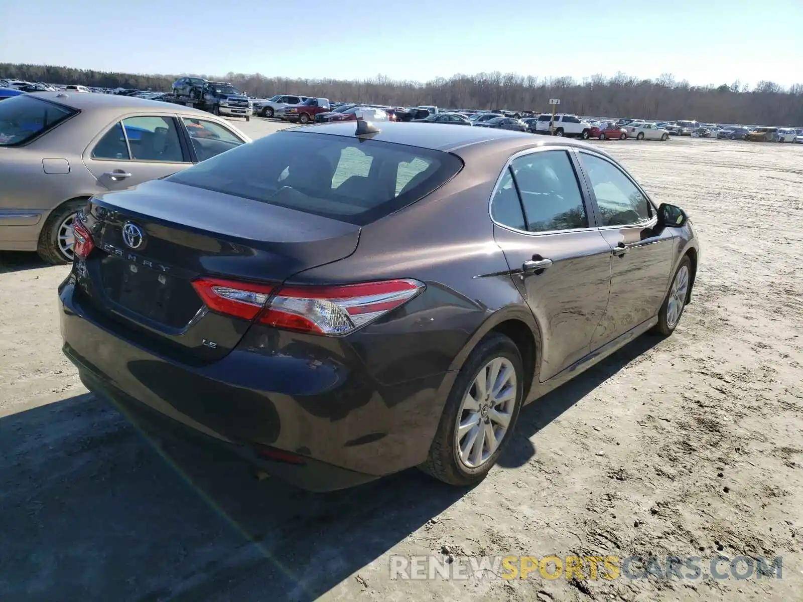 4 Photograph of a damaged car 4T1B11HK6KU744470 TOYOTA CAMRY 2019