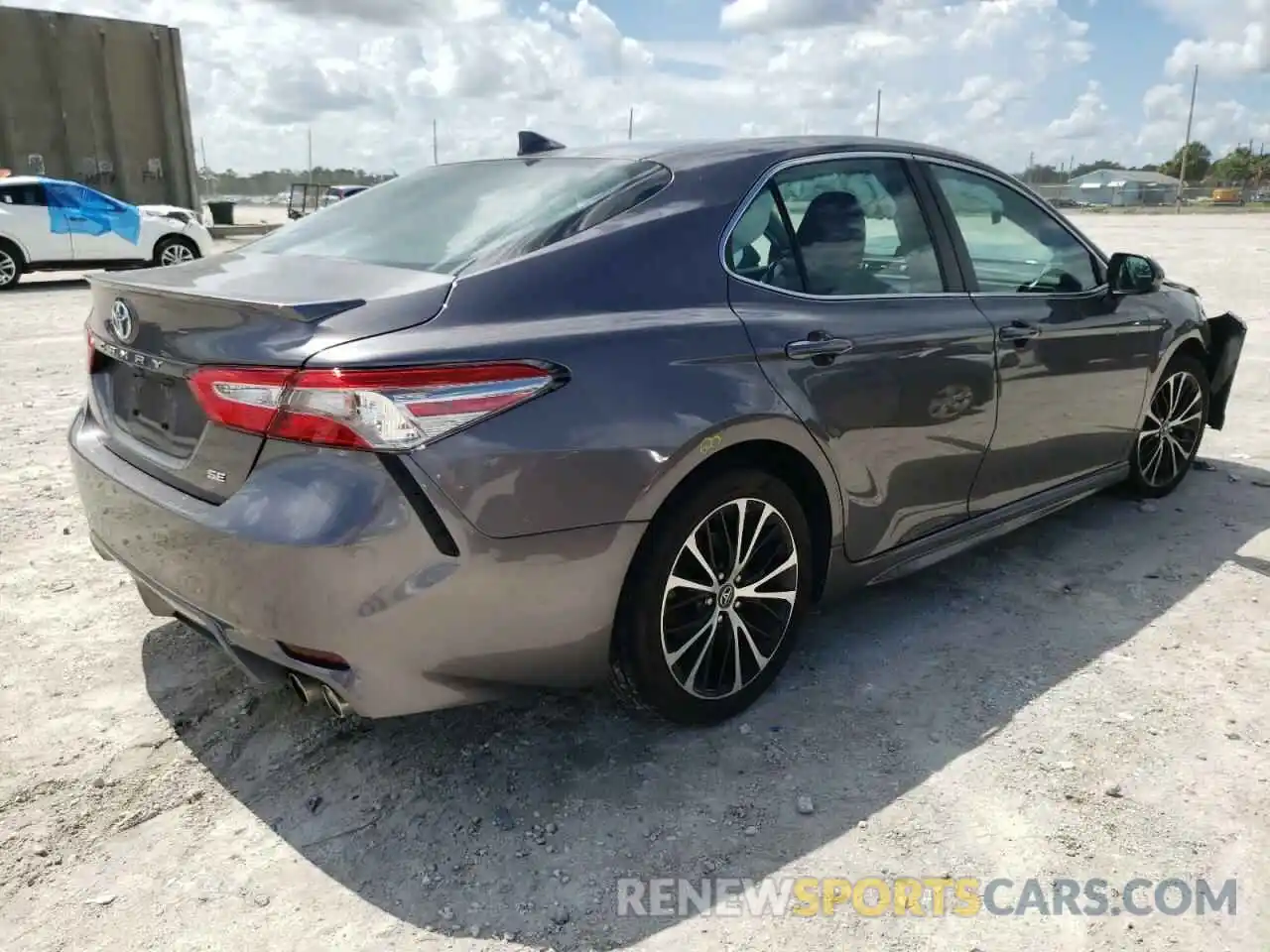 4 Photograph of a damaged car 4T1B11HK6KU745327 TOYOTA CAMRY 2019